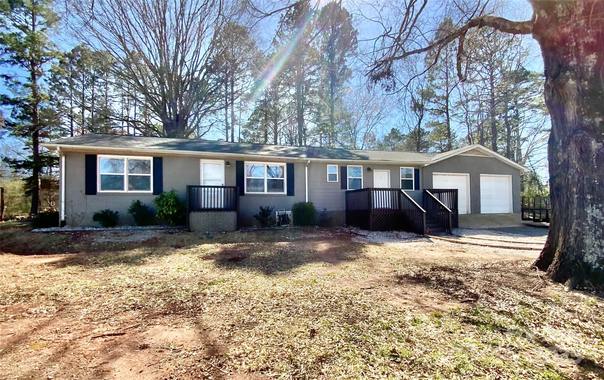 3807 Woodlawn Street Property Photo