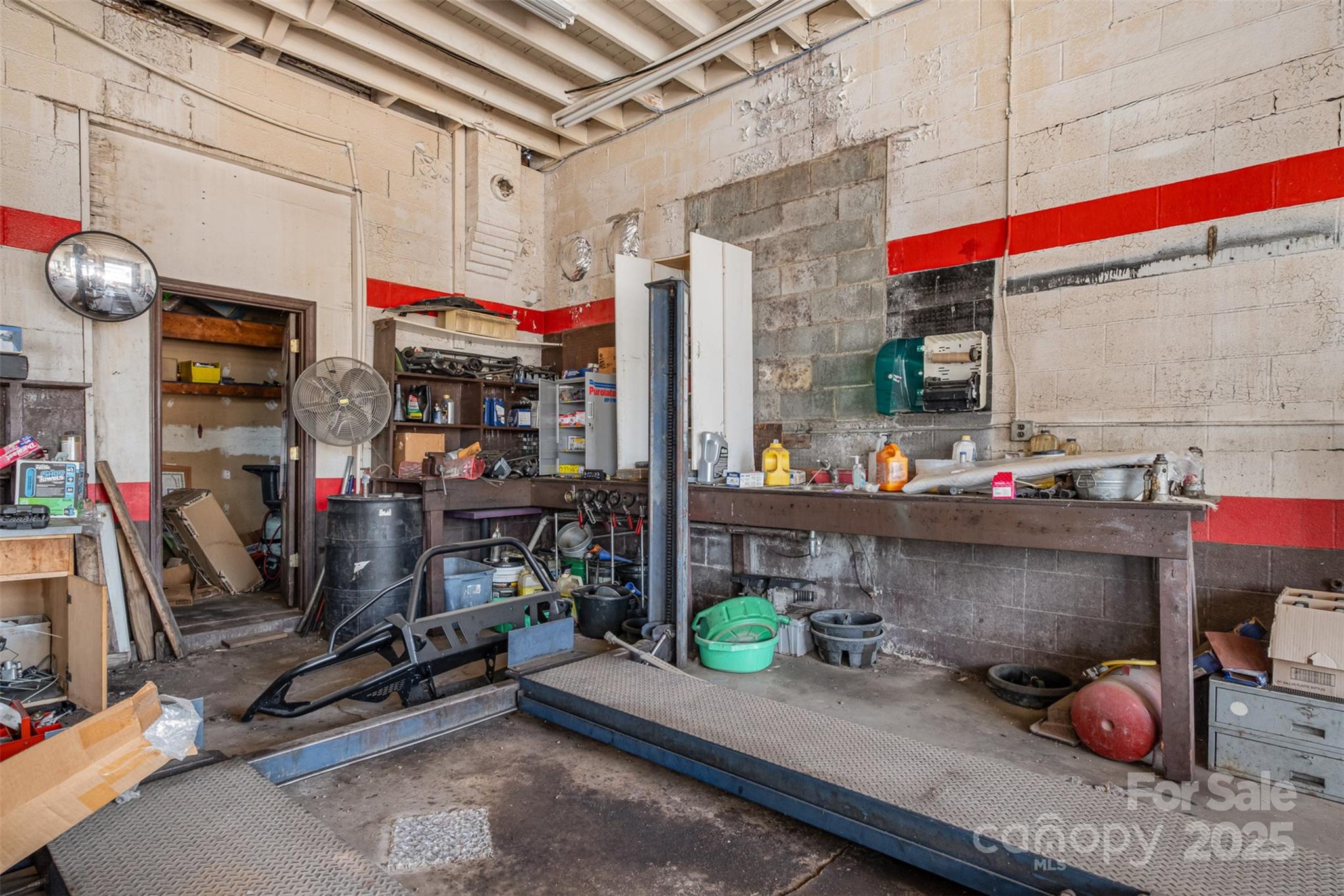 5661 Us Highway 601 Highway Property Photo 13