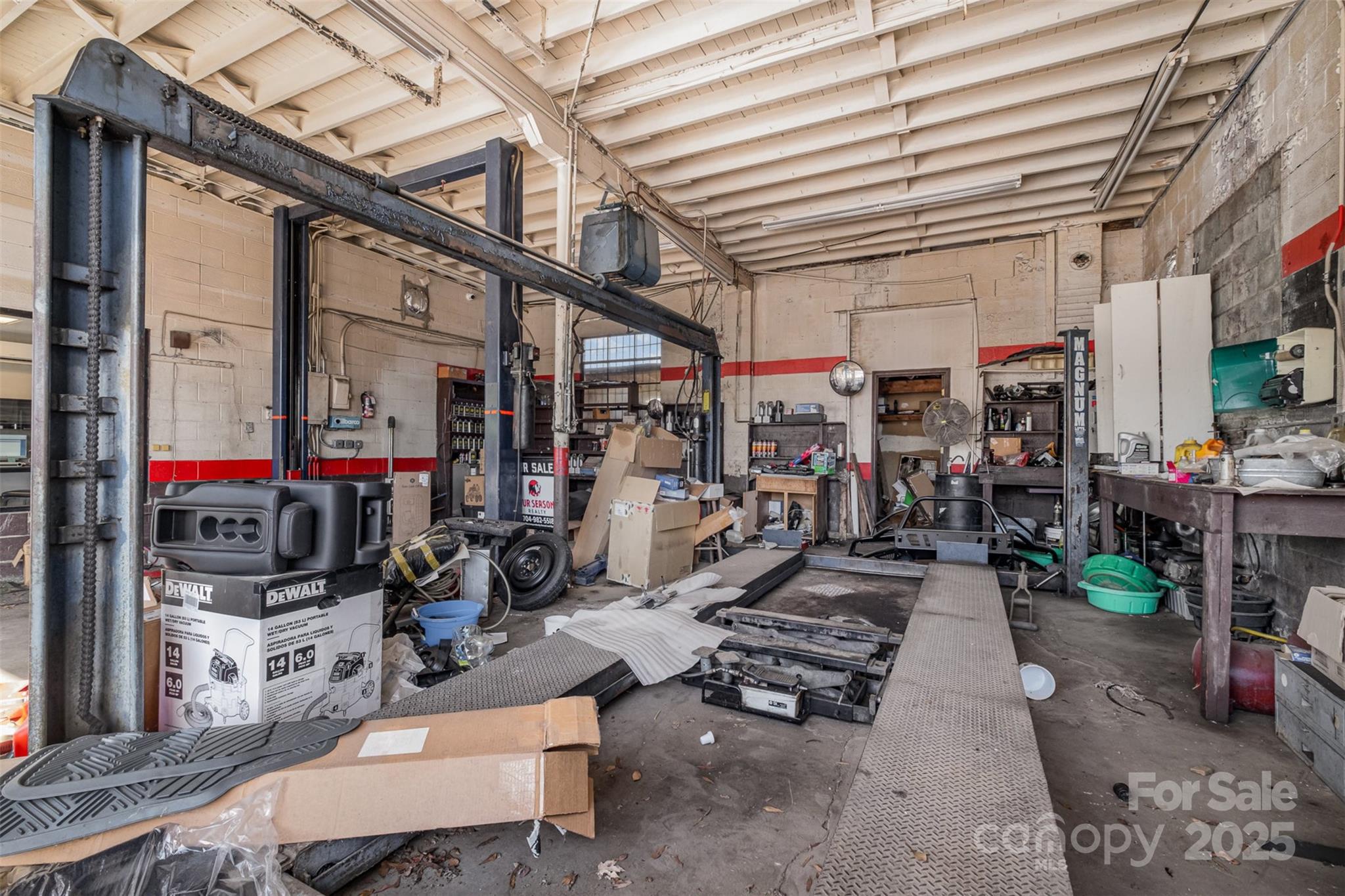 5661 Us Highway 601 Highway Property Photo 14