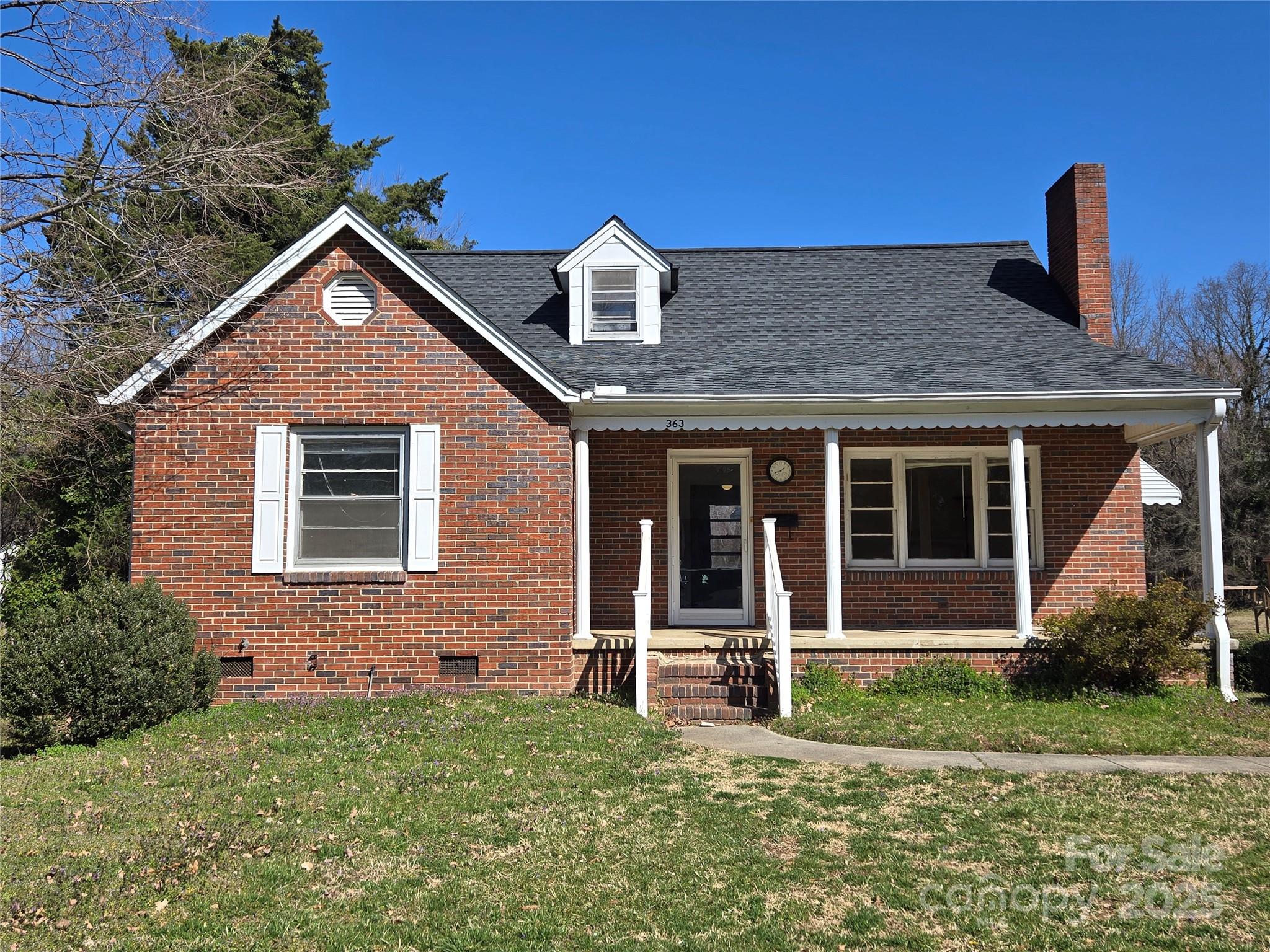 363 Elmwood Drive Property Photo