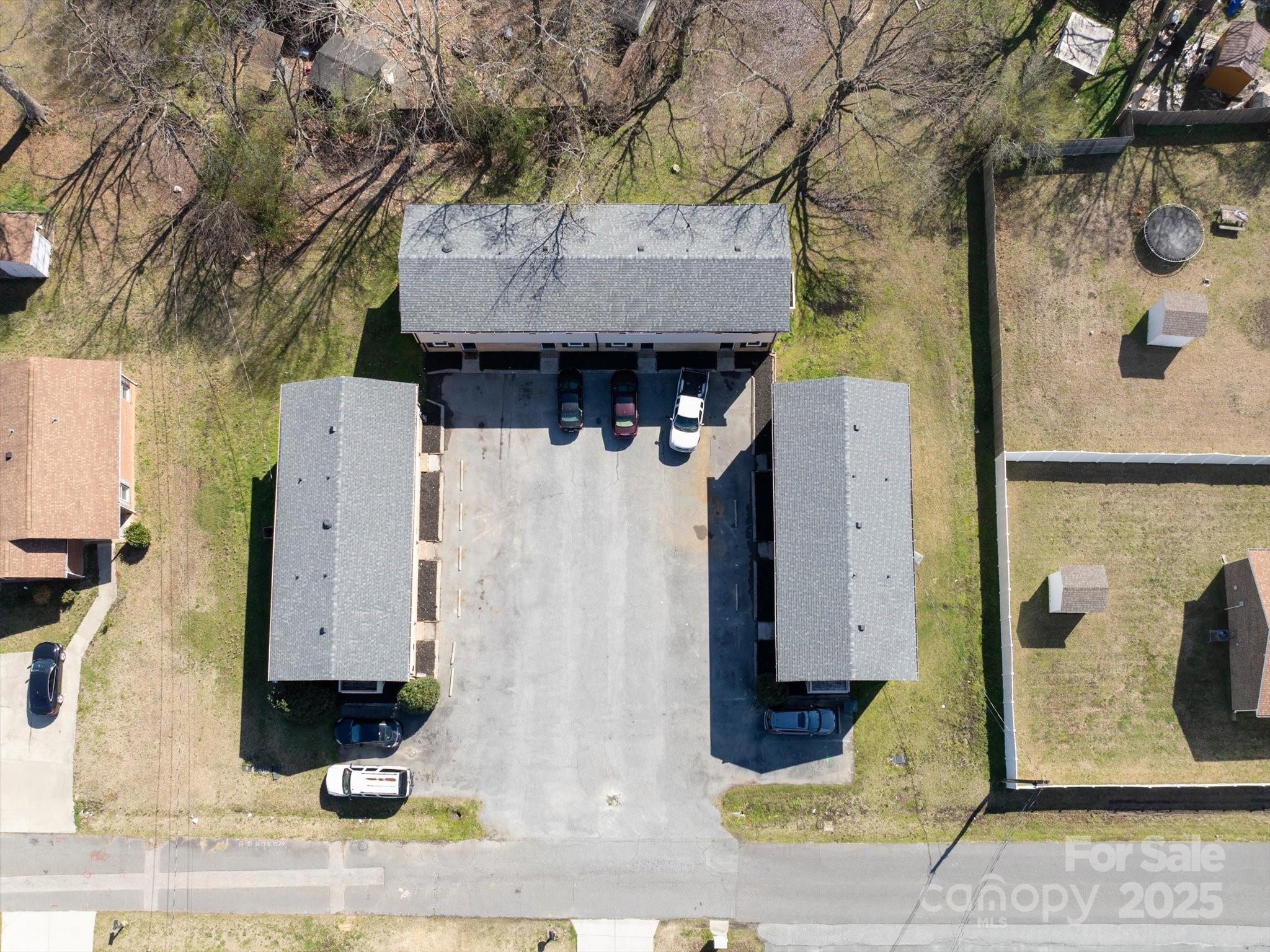 620 Elaine Street Property Photo