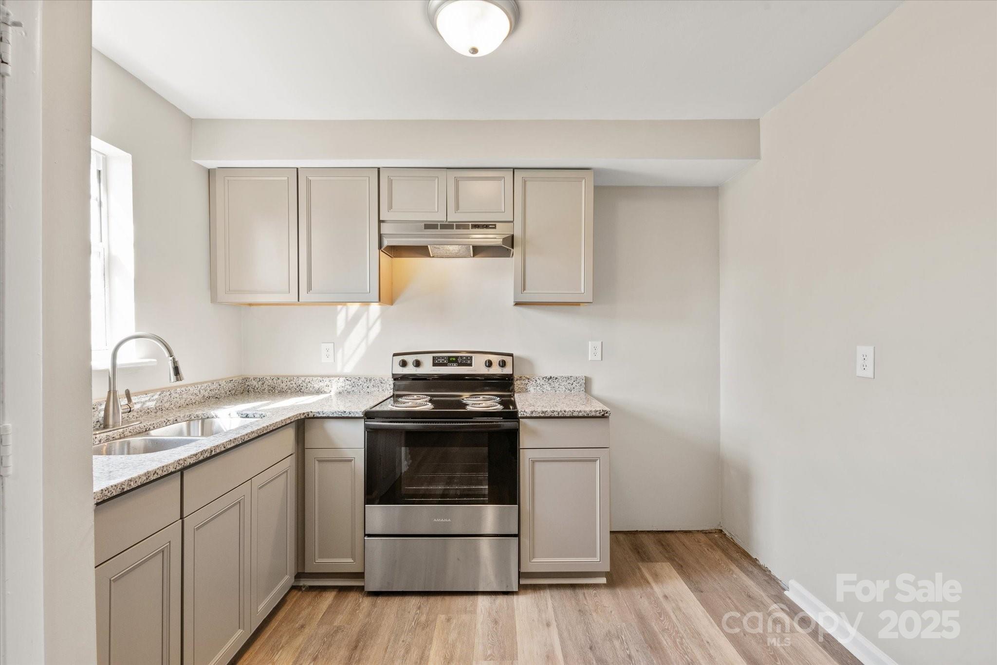 620 Elaine Street Property Photo 11