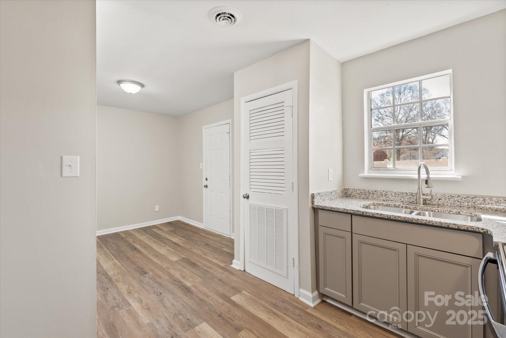 620 Elaine Street Property Photo 14
