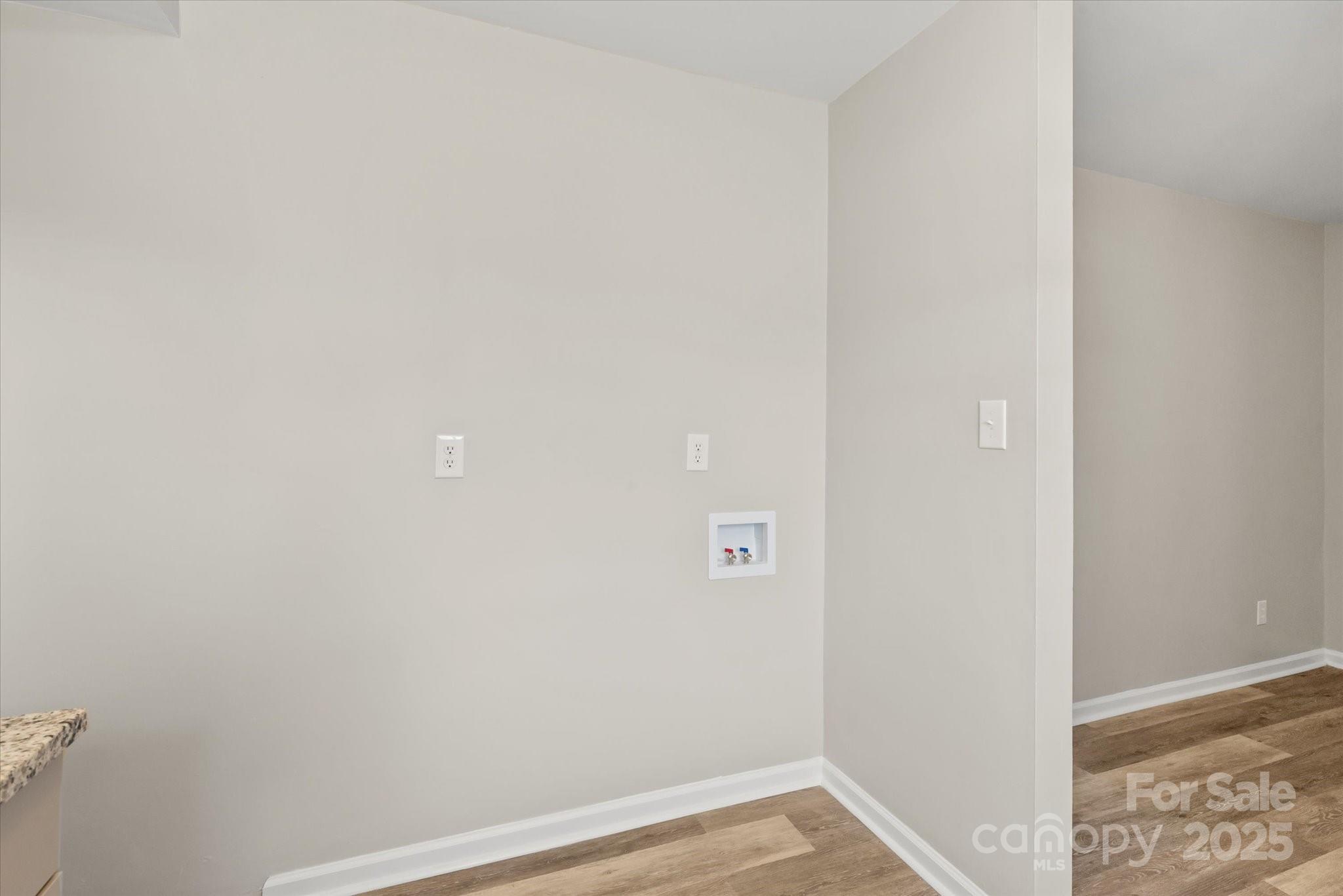 620 Elaine Street Property Photo 15