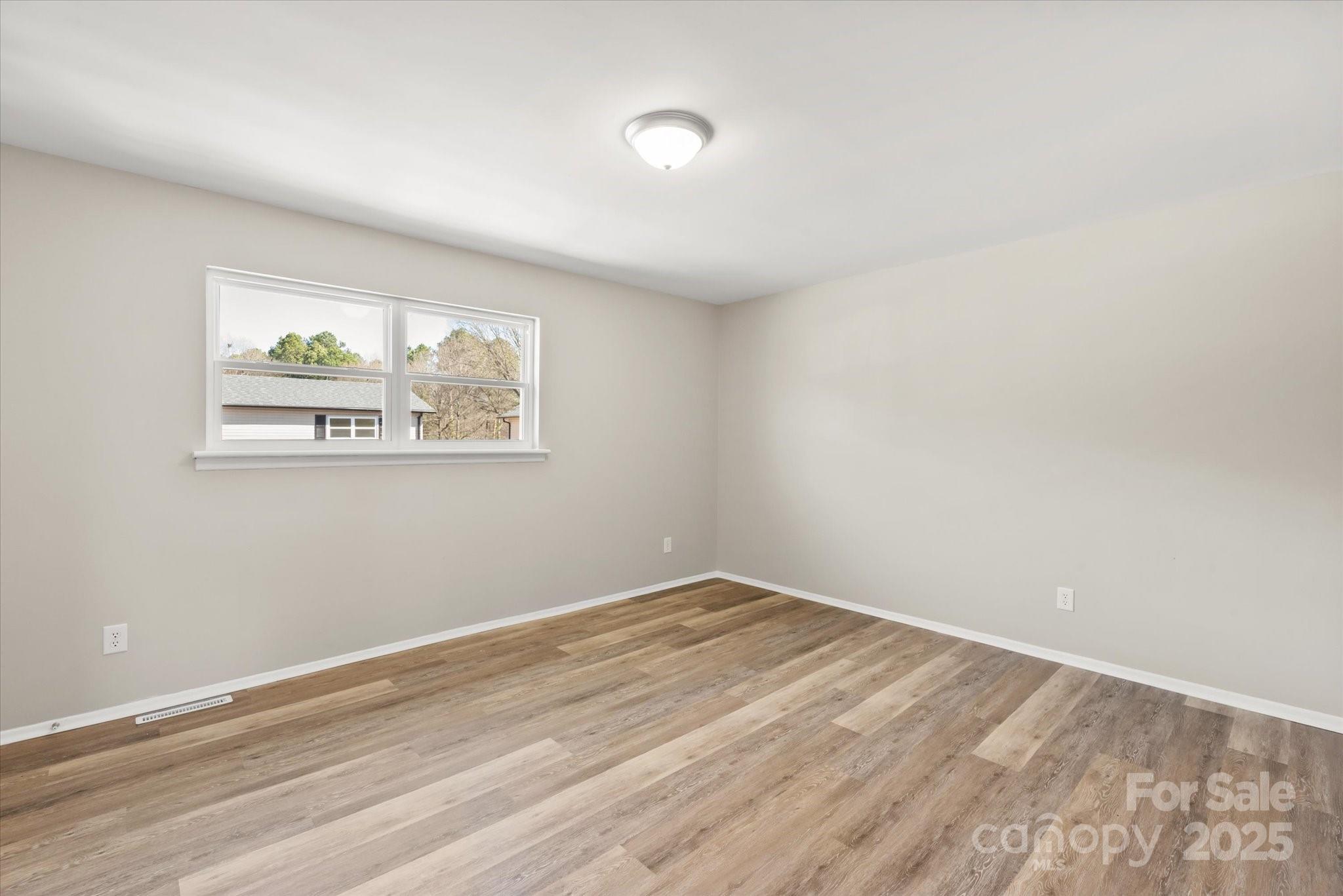 620 Elaine Street Property Photo 19
