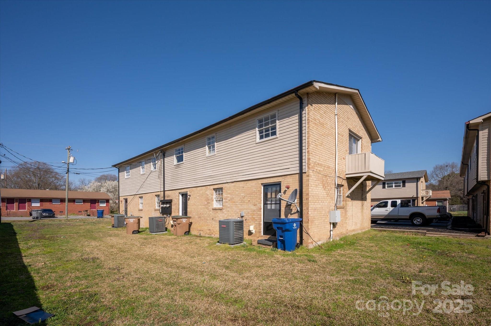 620 Elaine Street Property Photo 25