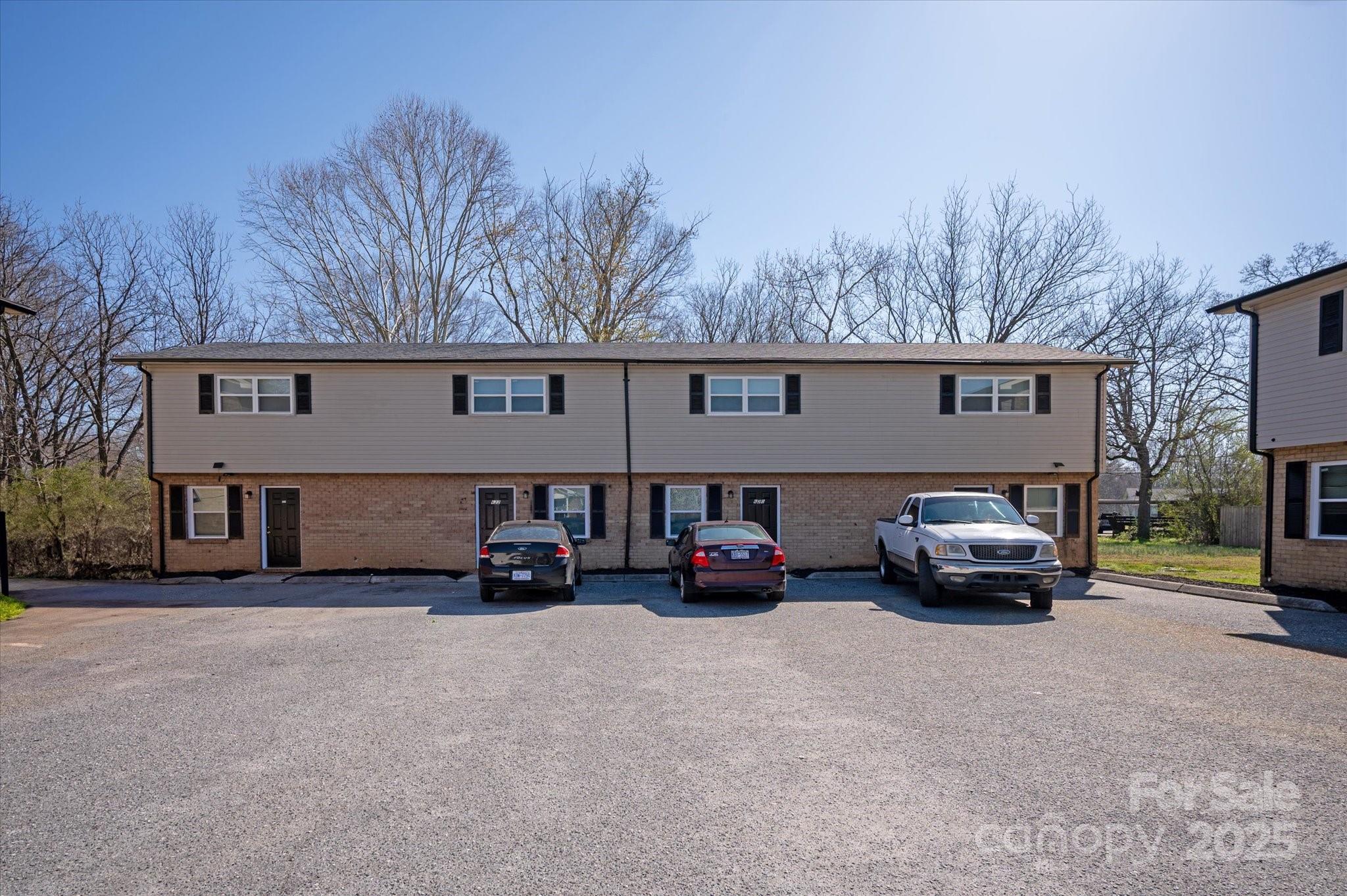 620 Elaine Street Property Photo 28