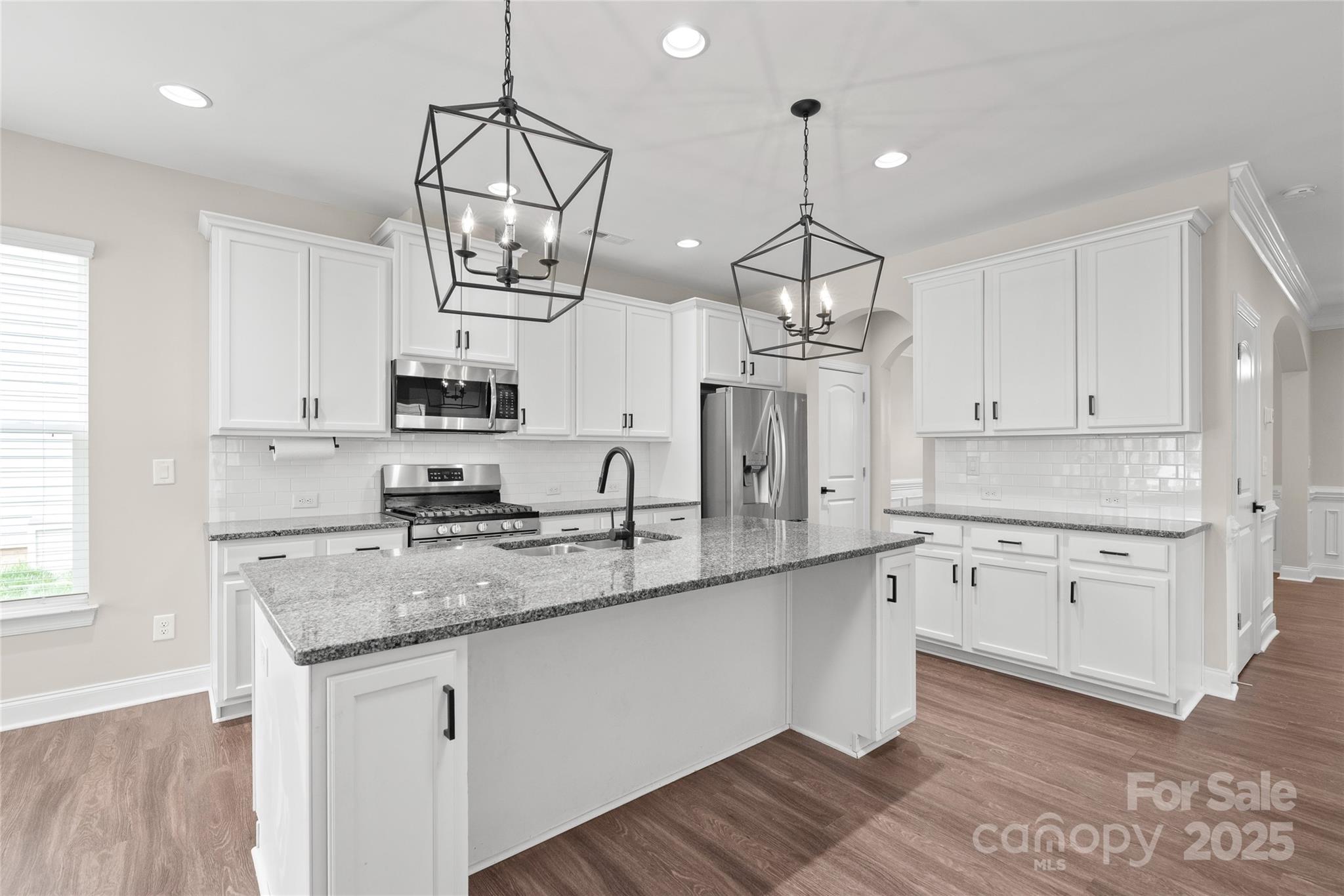 3017 Woodlands Creek Drive Property Photo 13