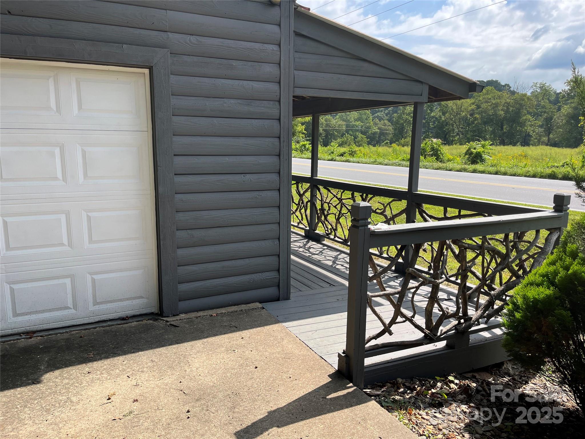 1961 Cane Creek Road Property Photo 5