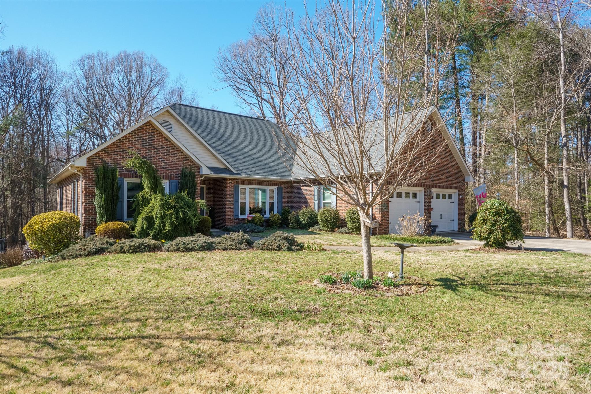 141 Spring Street Property Photo