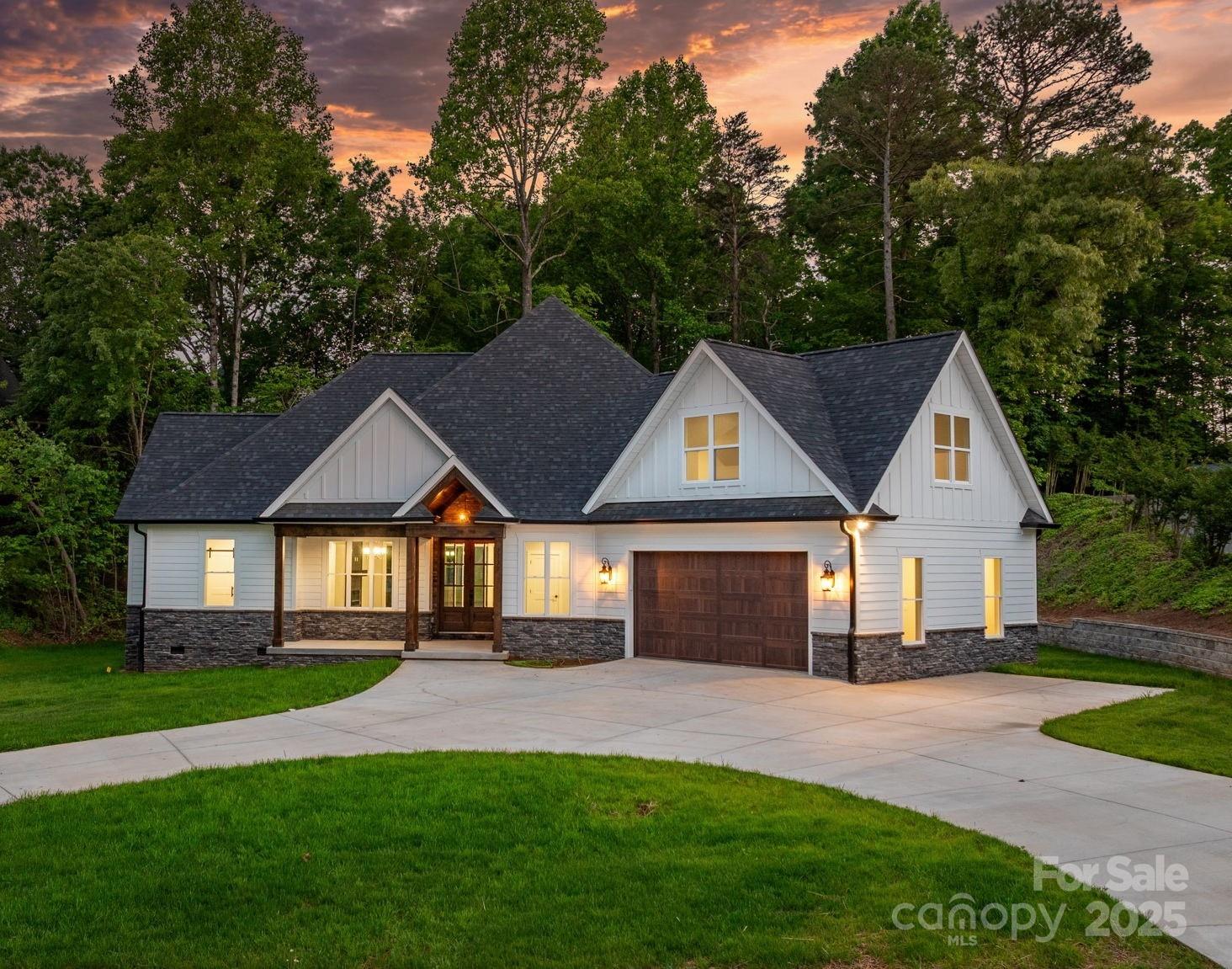 3732 Whitney Drive Property Photo