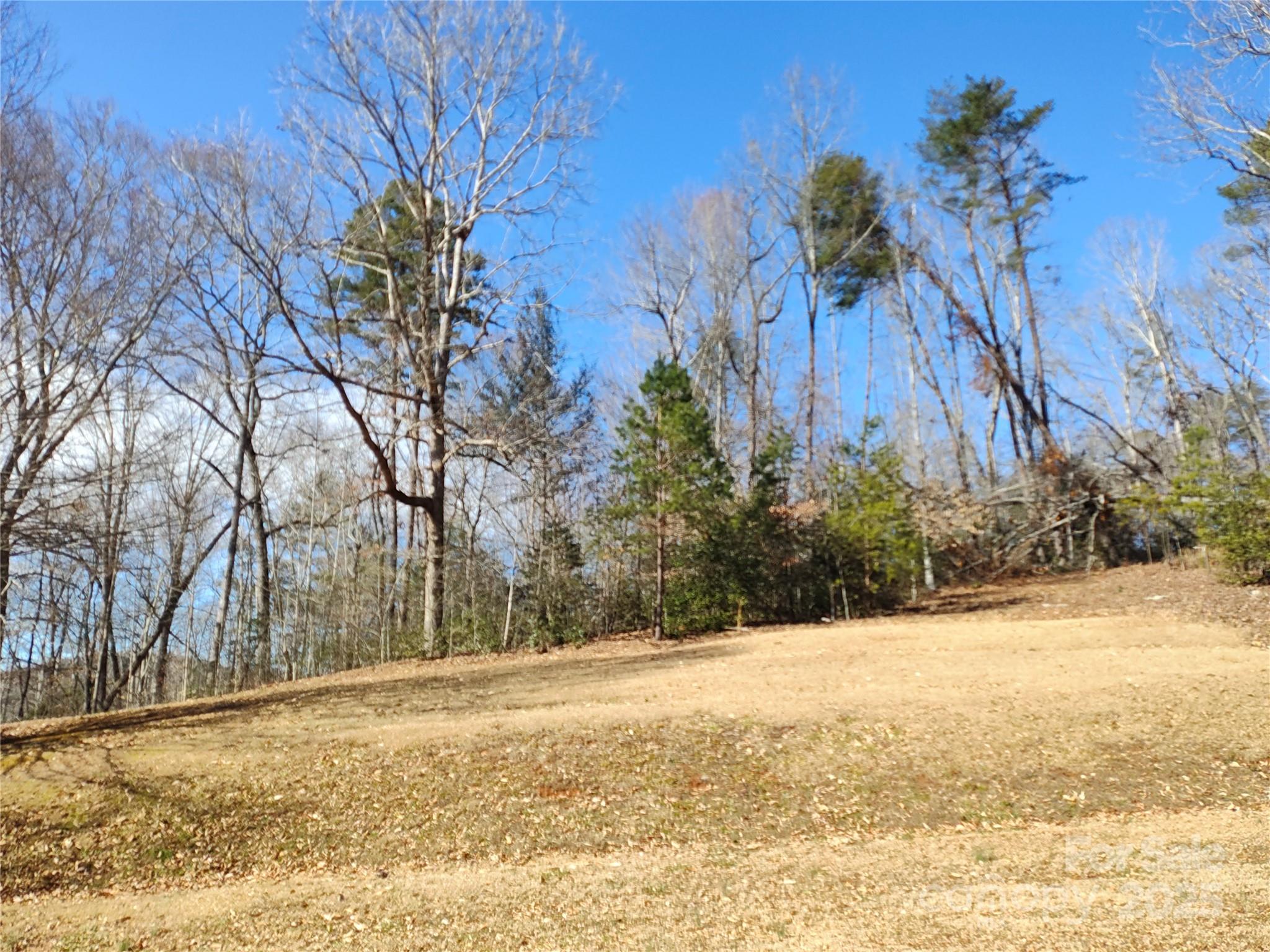 526 Lentz Road Property Photo 2