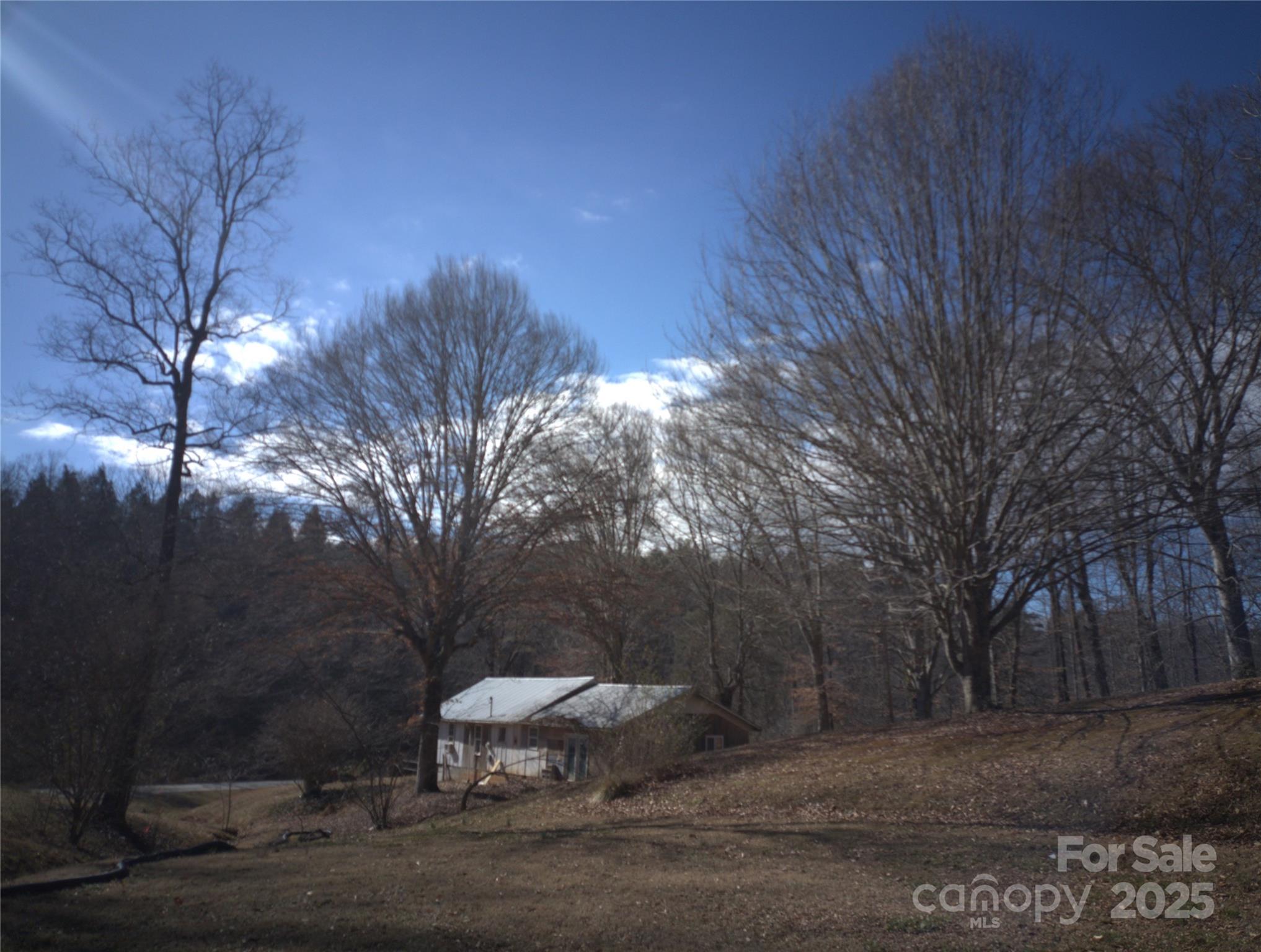 526 Lentz Road Property Photo 4