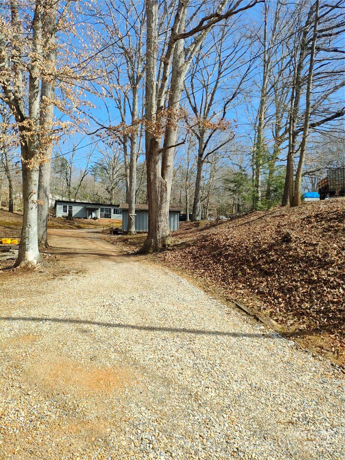 526 Lentz Road Property Photo 5