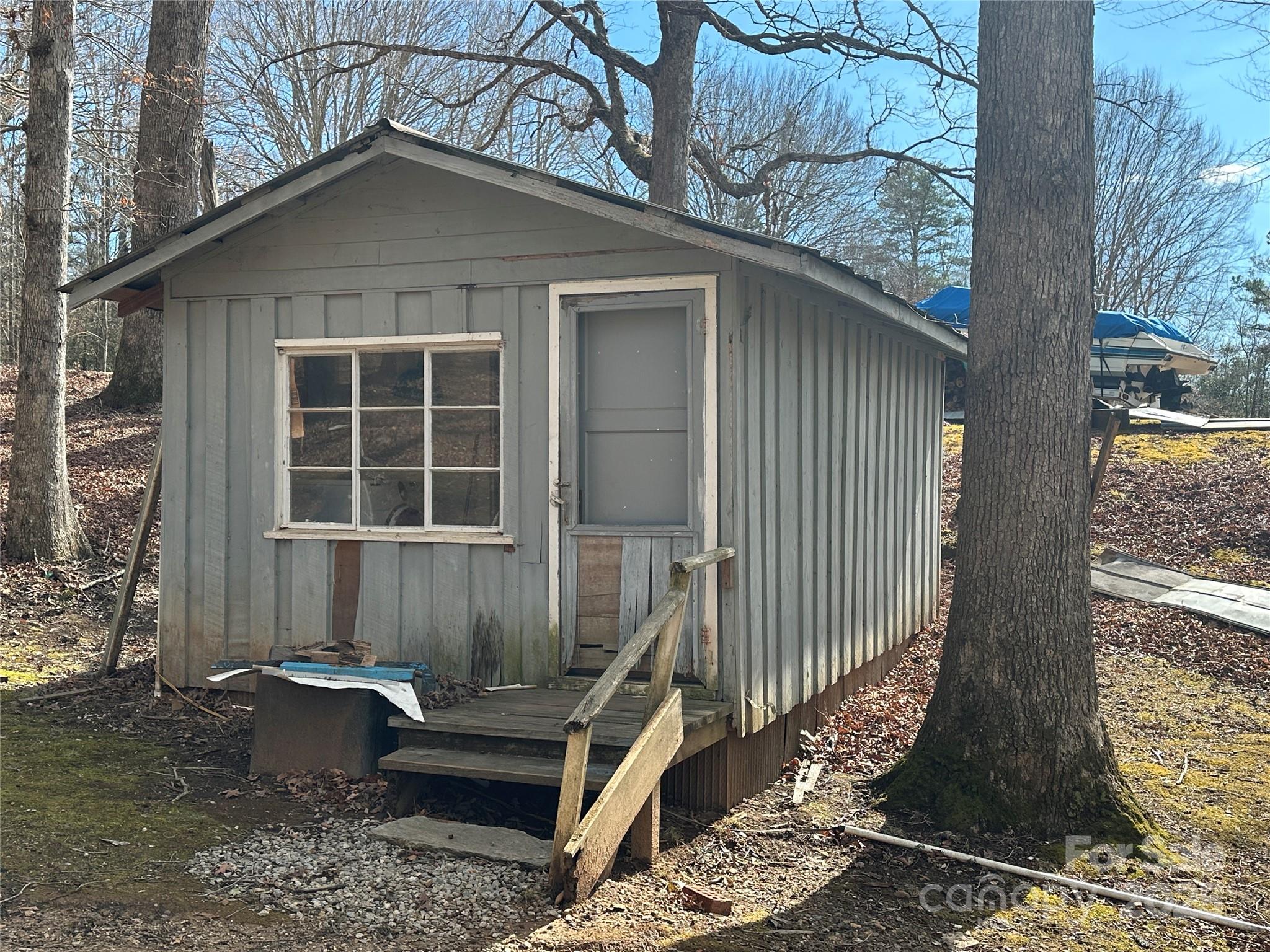 526 Lentz Road Property Photo 7