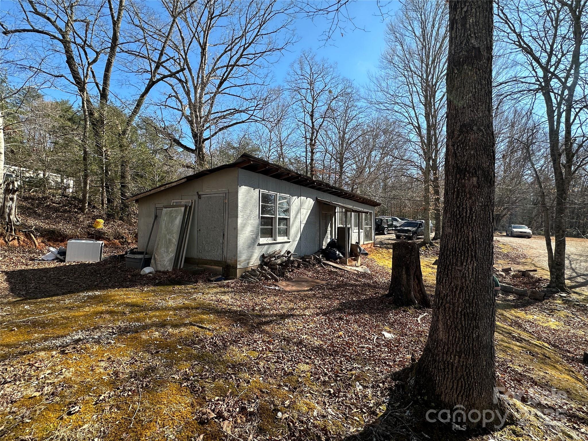 526 Lentz Road Property Photo 10