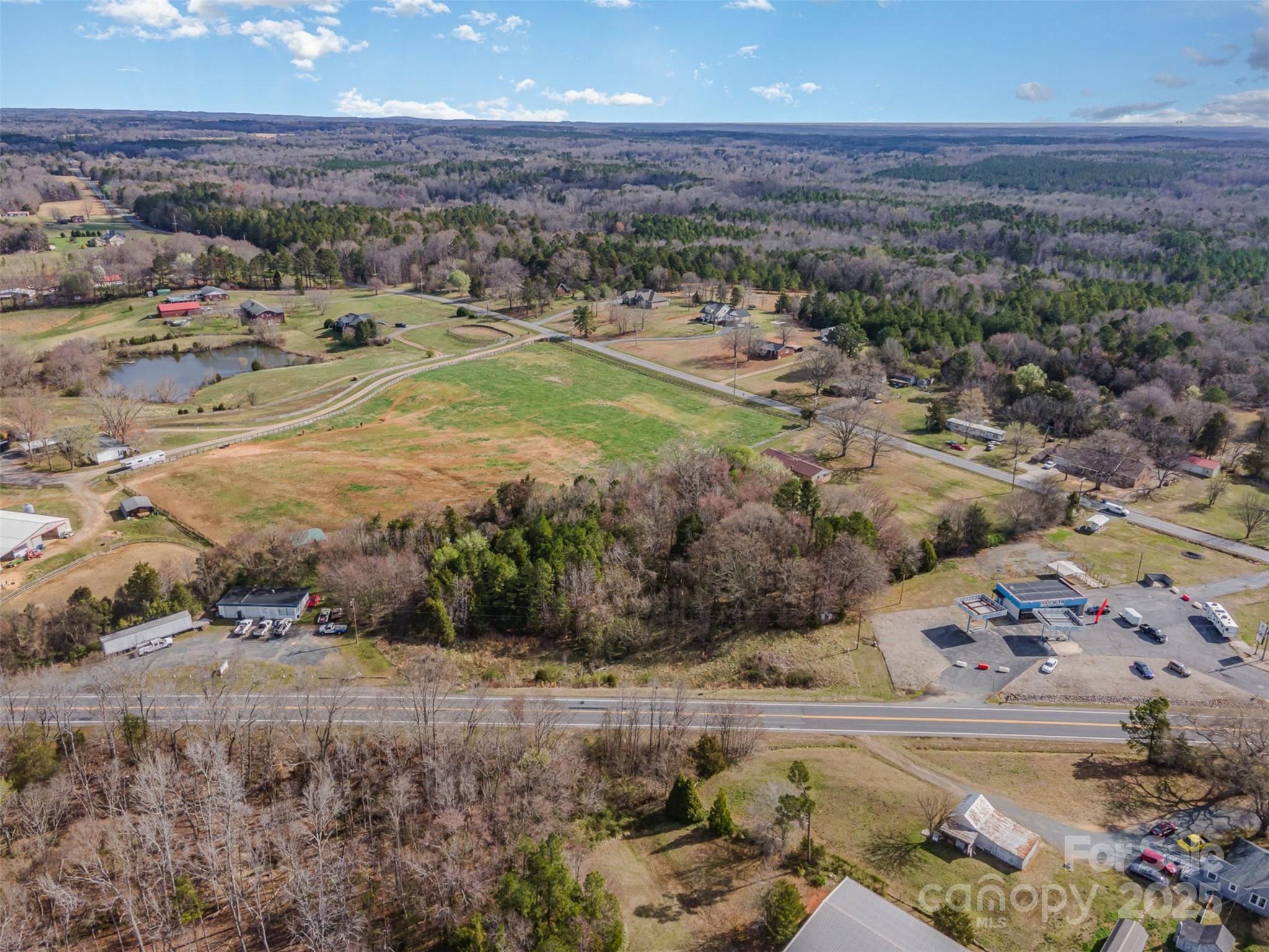 5625 Us Highway 601 Highway Property Photo