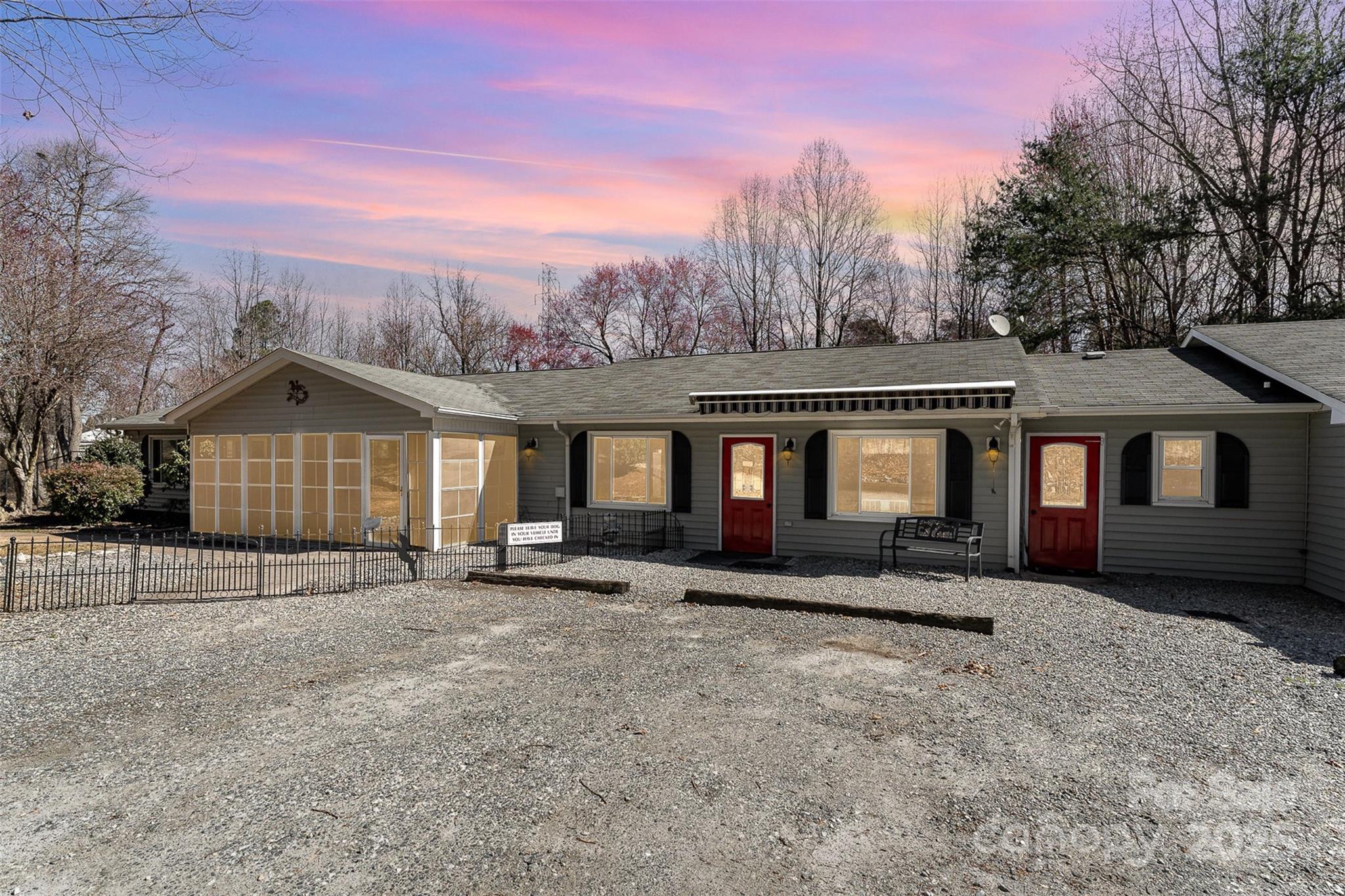 1456 N Main Street Property Photo 4