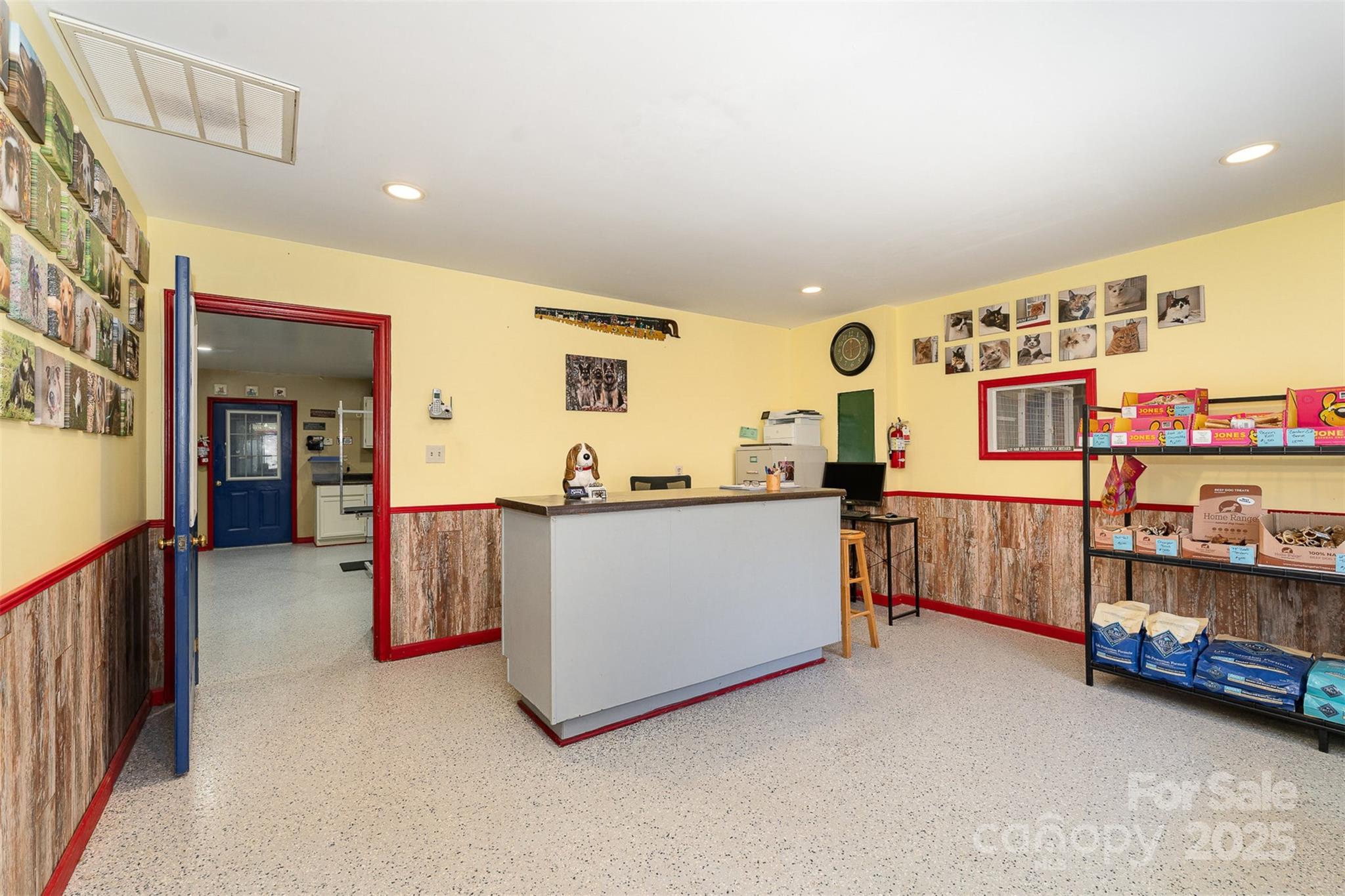 1456 N Main Street Property Photo 18