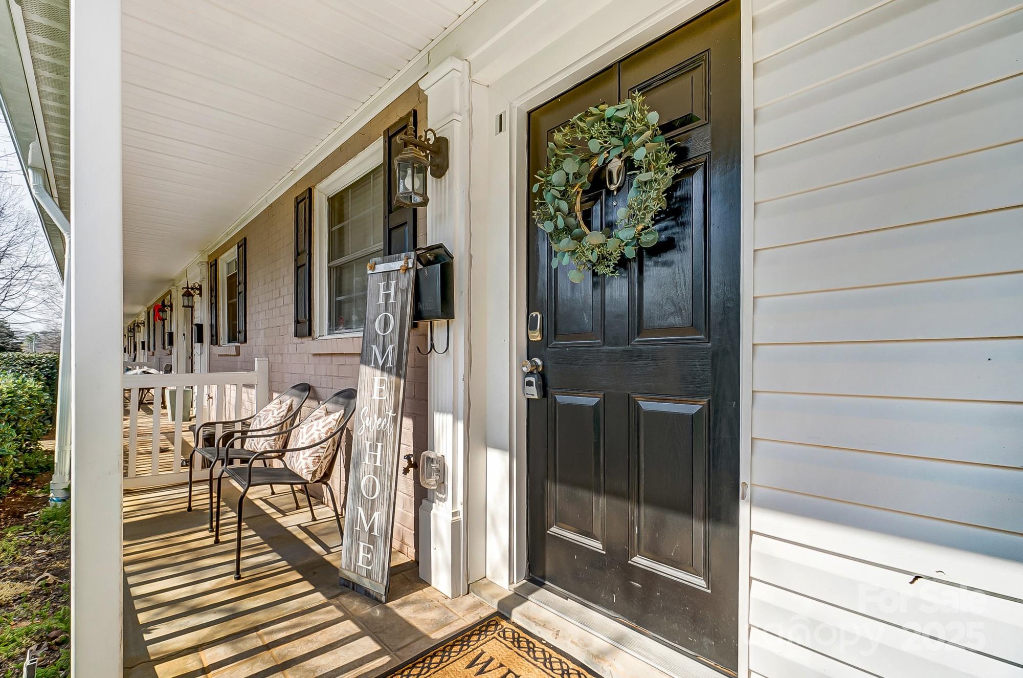 1224 Green Oaks Lane I Property Photo