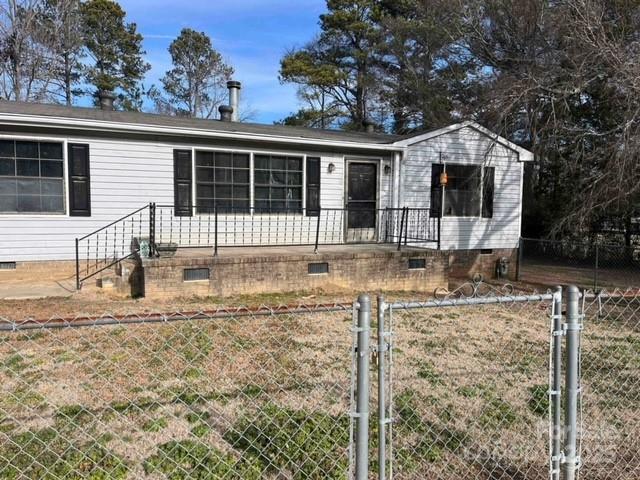 873 Armory Road Property Photo