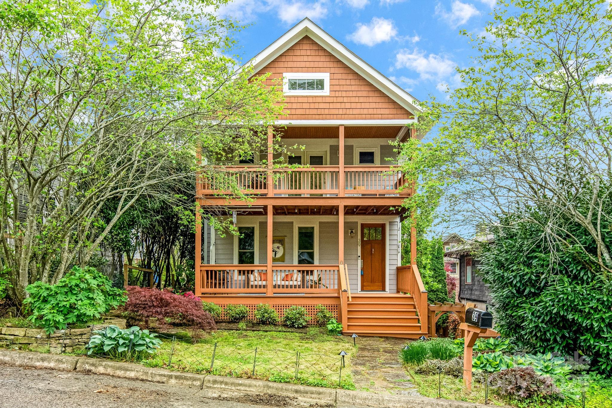 39 Gray Street Property Photo