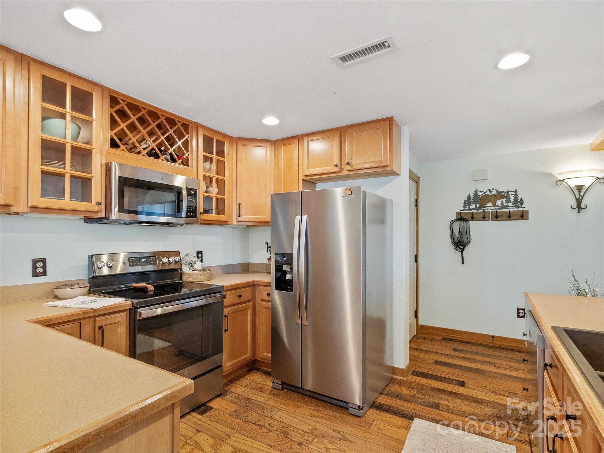 222 Creekside Way D201 Property Photo 8