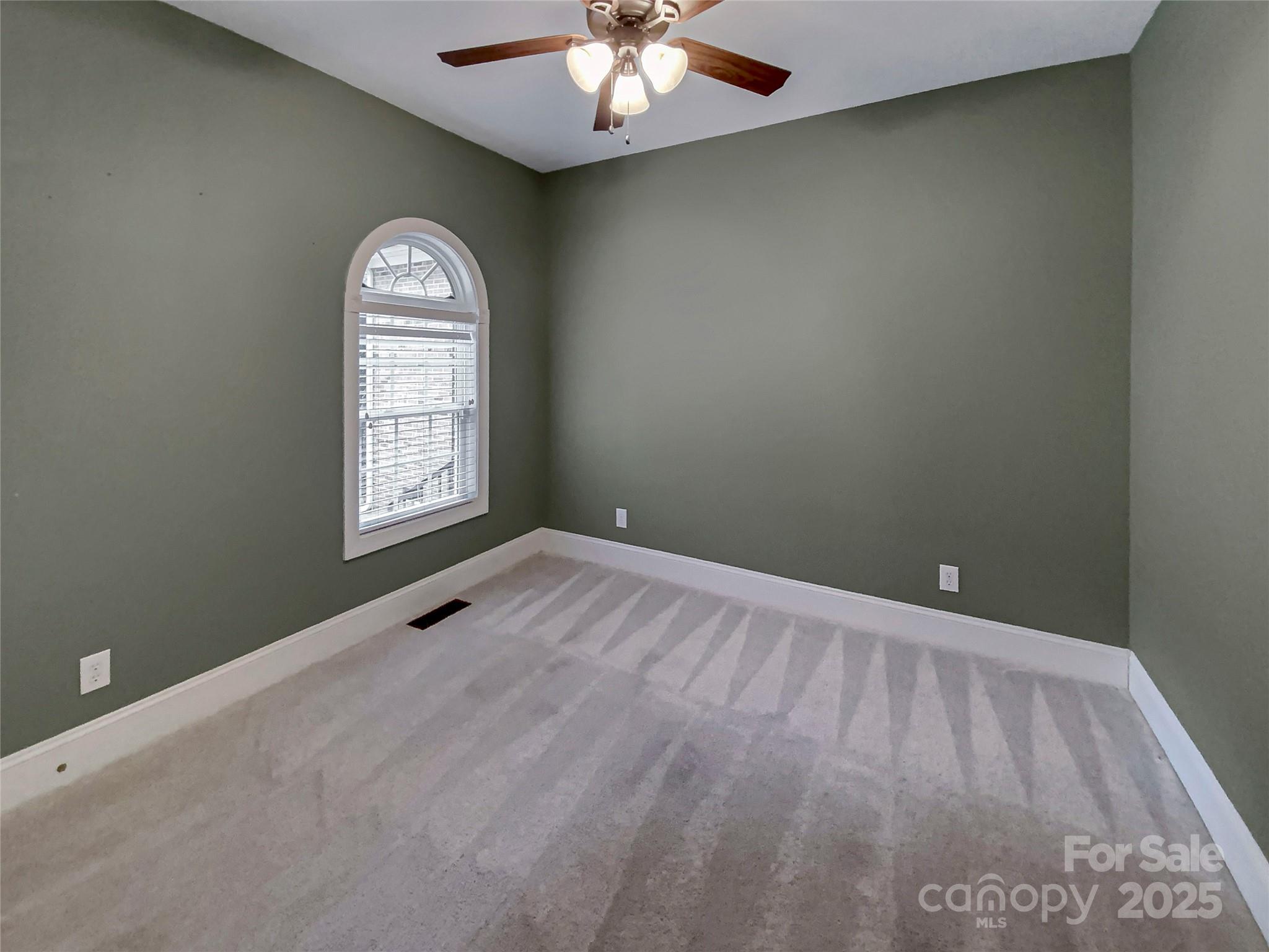 3865 Granite Street Property Photo 5