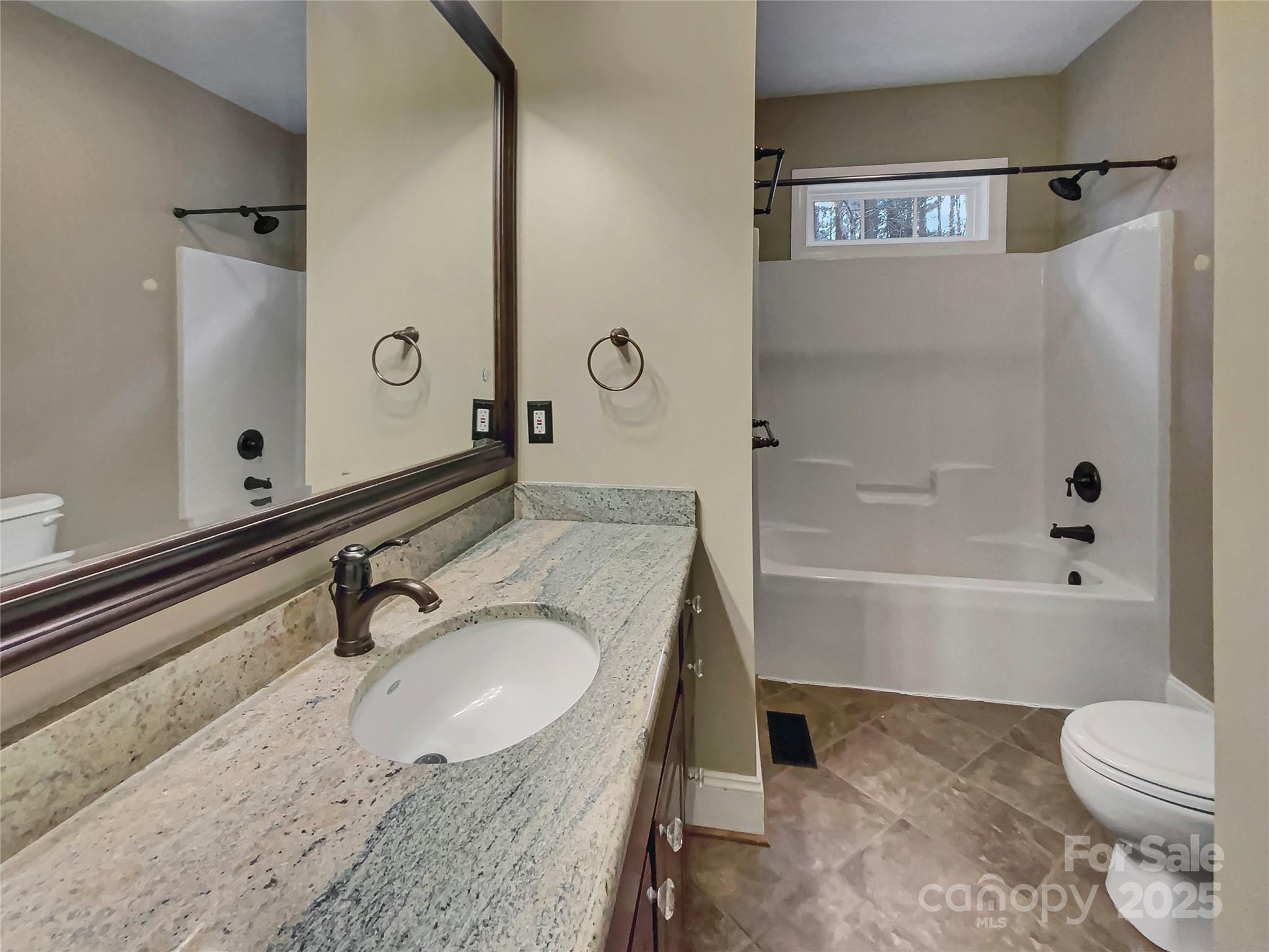 3865 Granite Street Property Photo 7