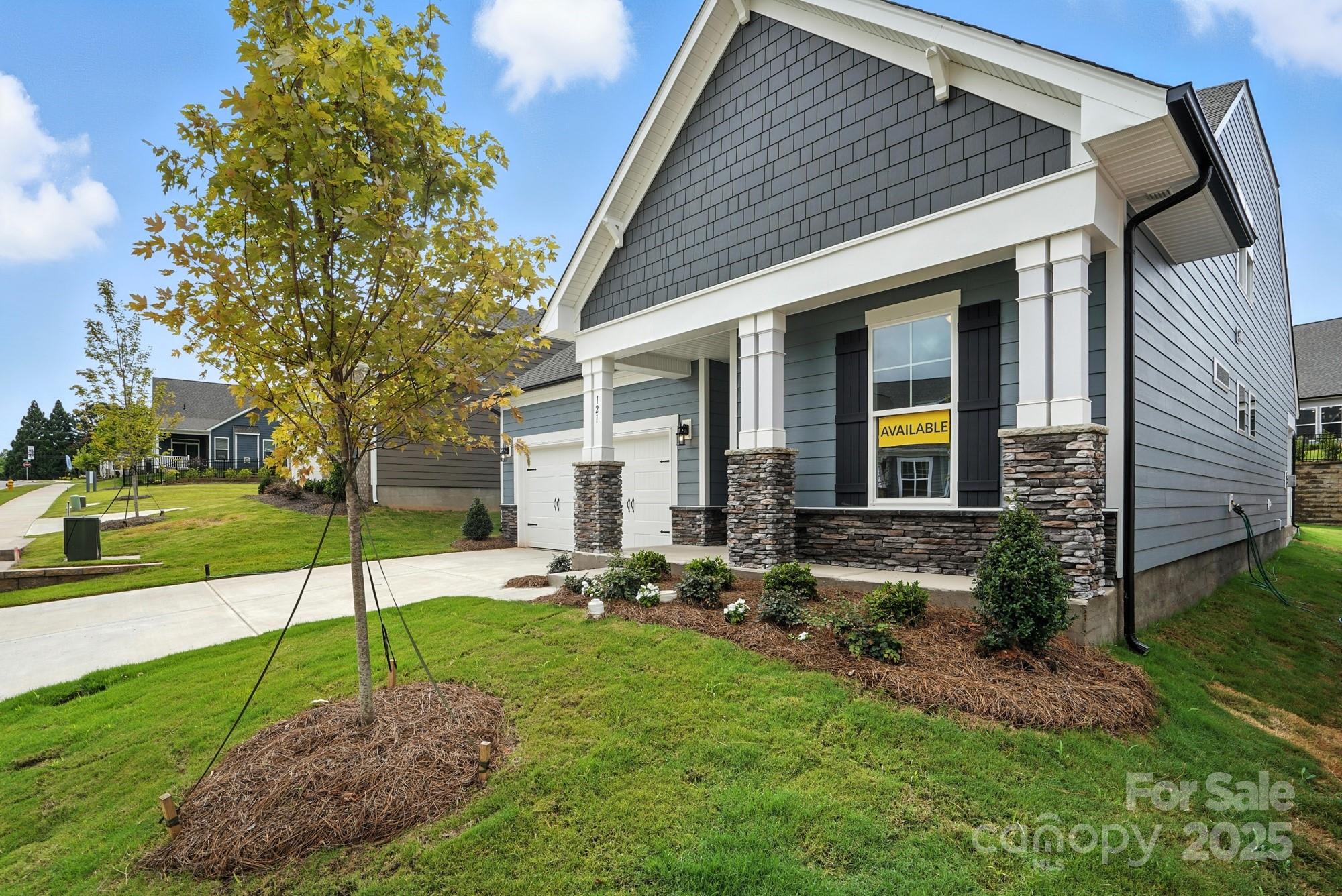 121 N Prestwick Way 43 Property Photo 2