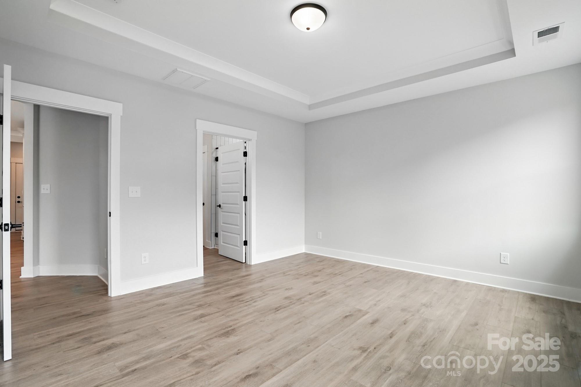 121 N Prestwick Way 43 Property Photo 19