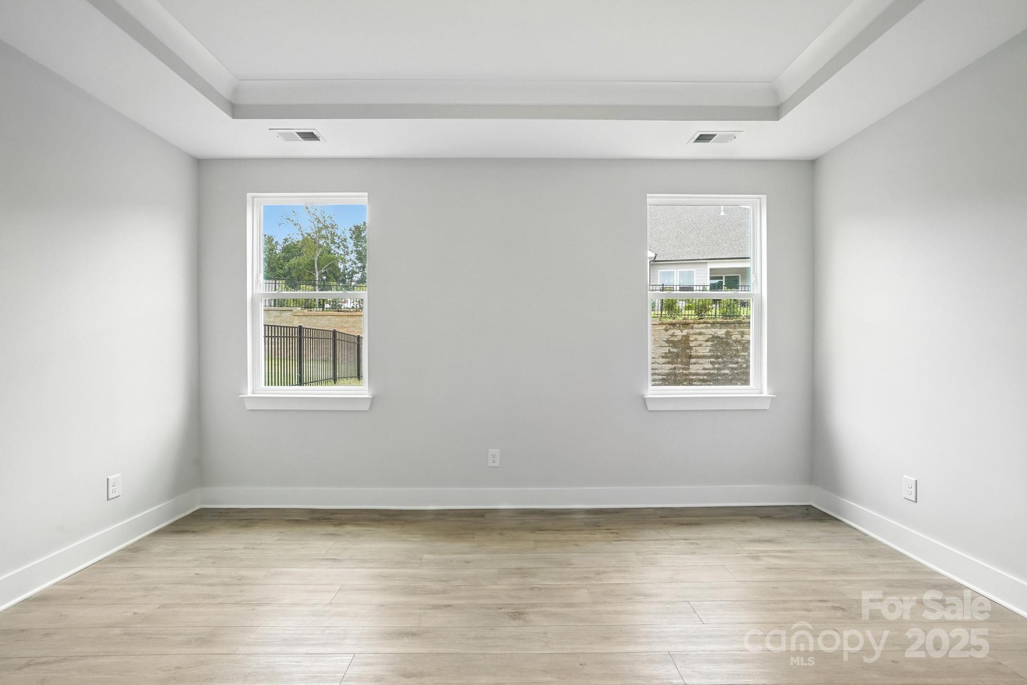 121 N Prestwick Way 43 Property Photo 20