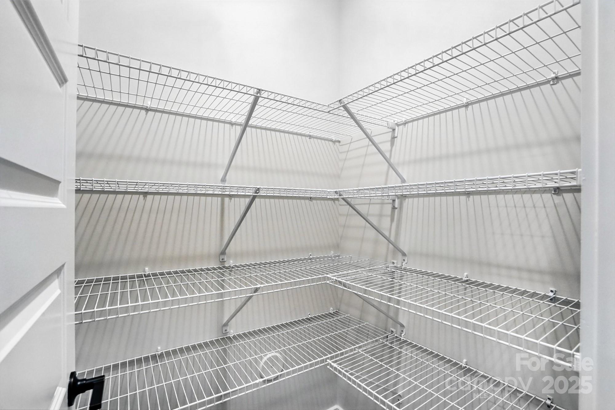 121 N Prestwick Way 43 Property Photo 26