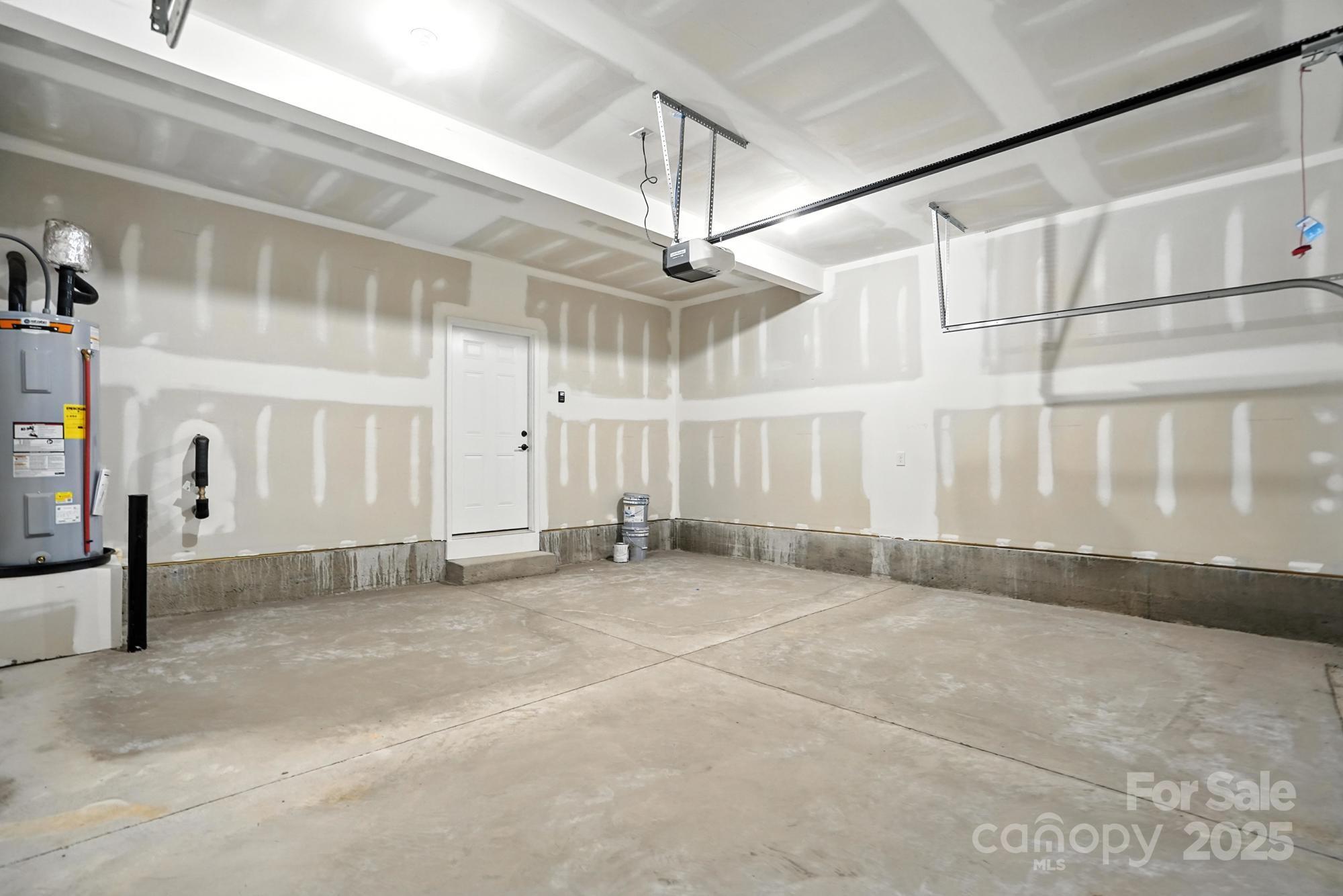 121 N Prestwick Way 43 Property Photo 28