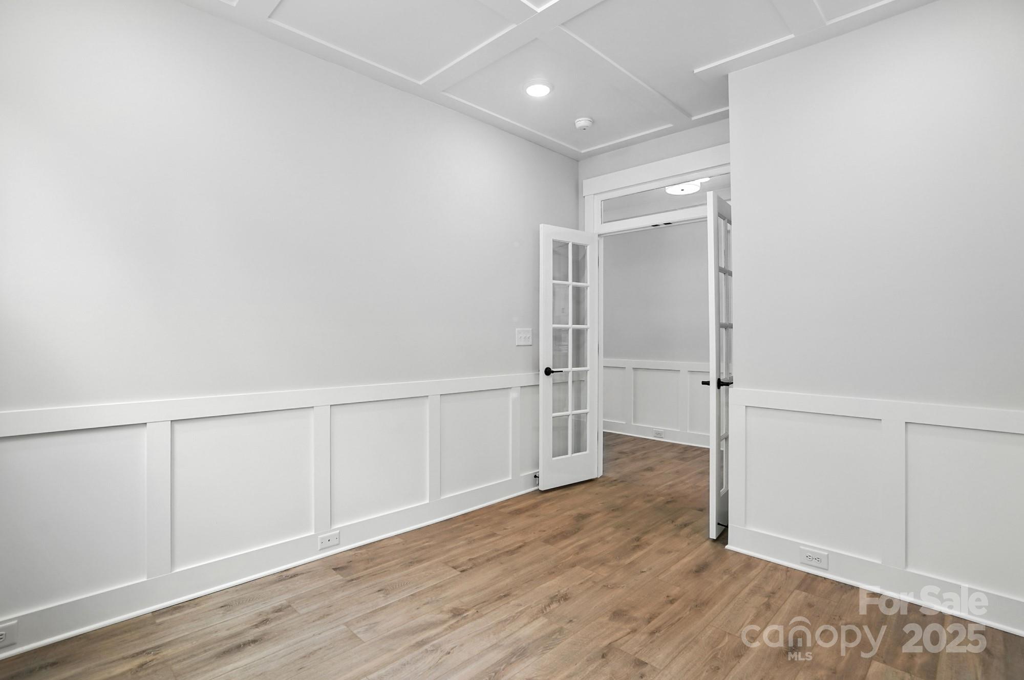 121 N Prestwick Way 43 Property Photo 30