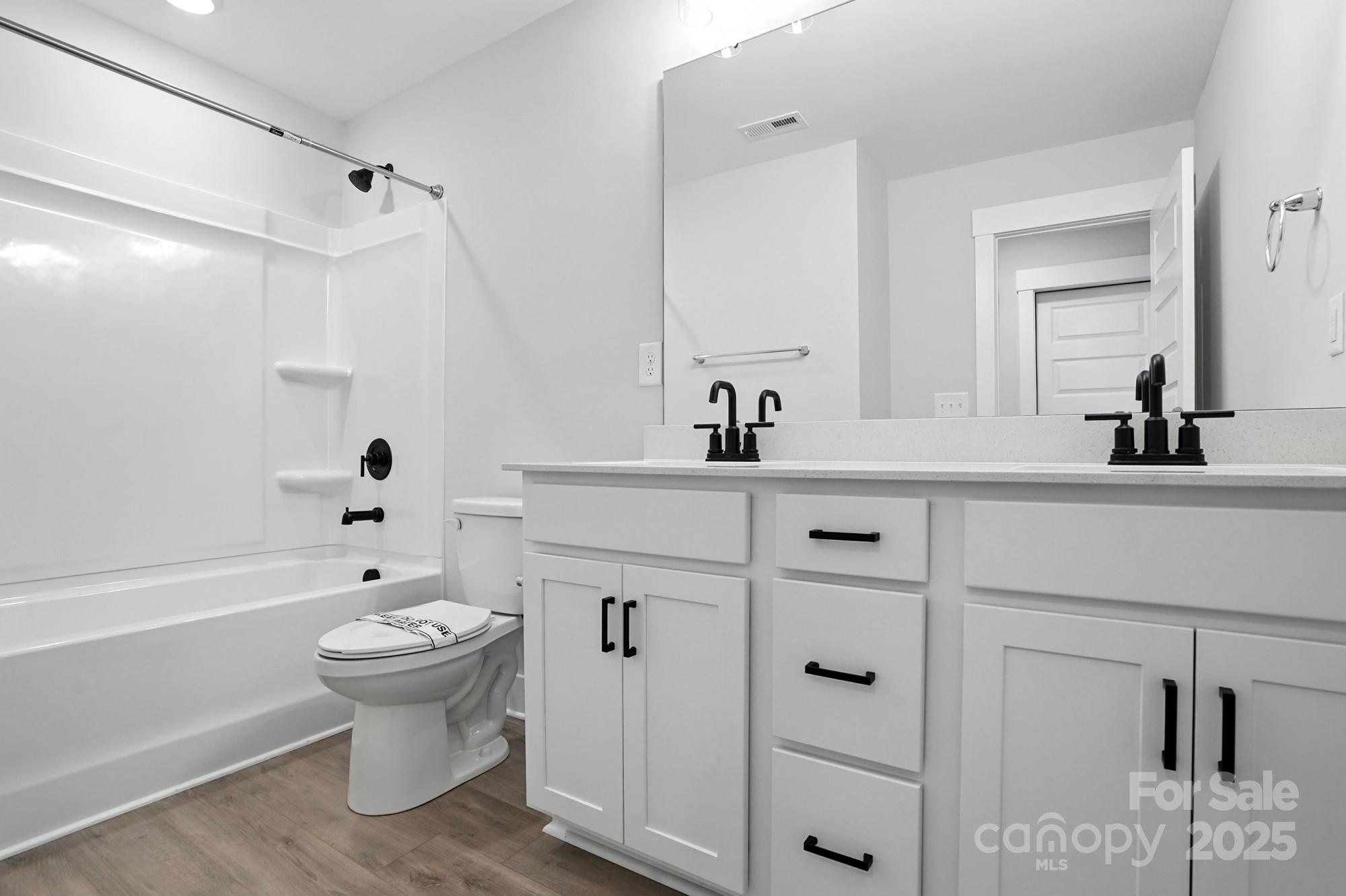 121 N Prestwick Way 43 Property Photo 38