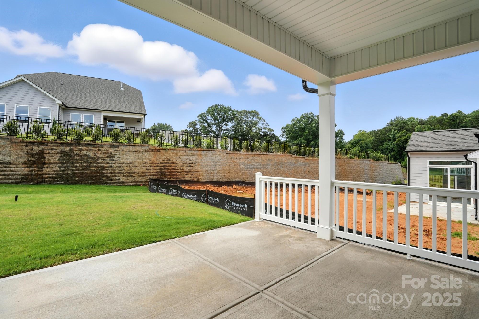 121 N Prestwick Way 43 Property Photo 41