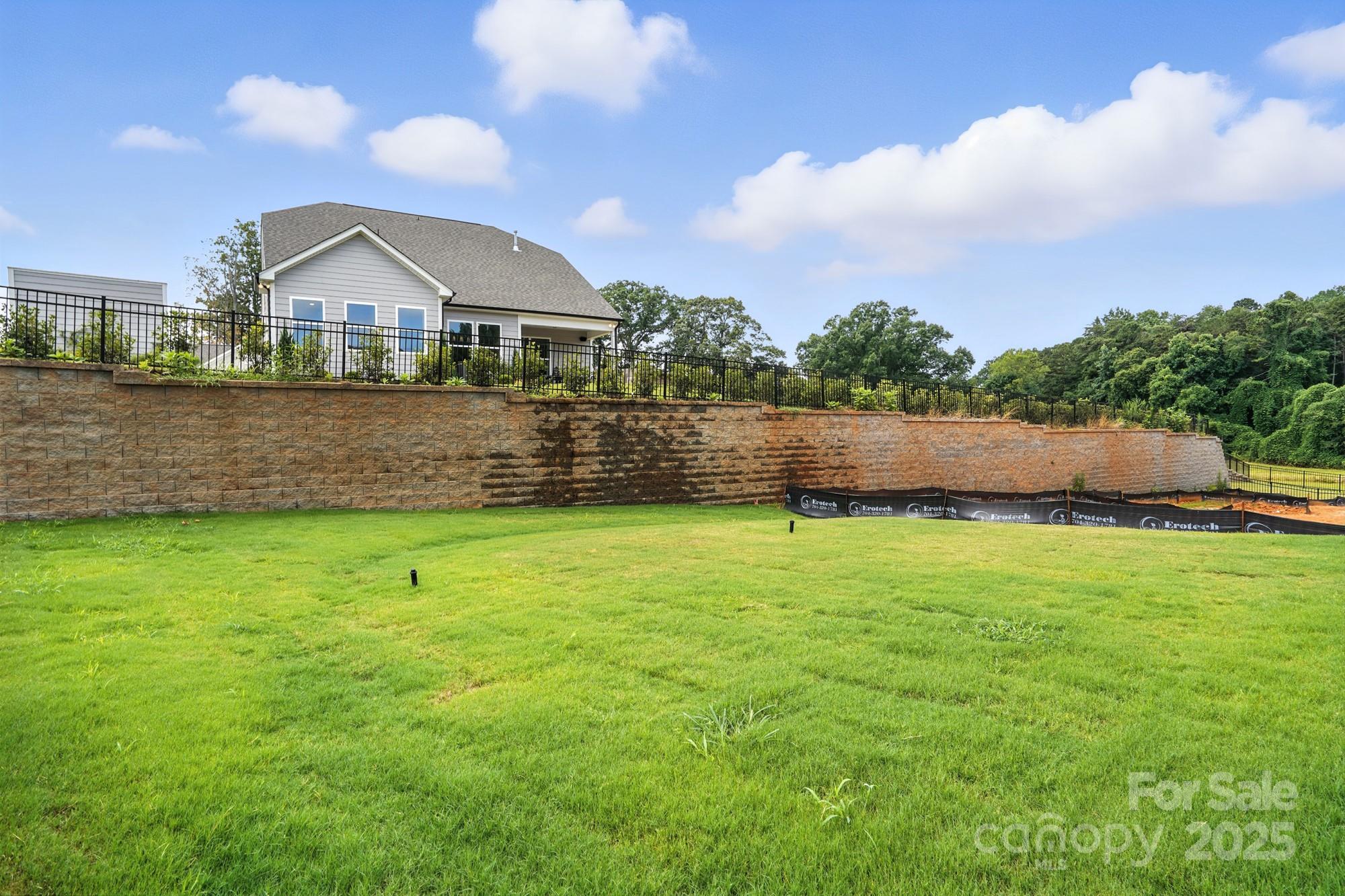 121 N Prestwick Way 43 Property Photo 46