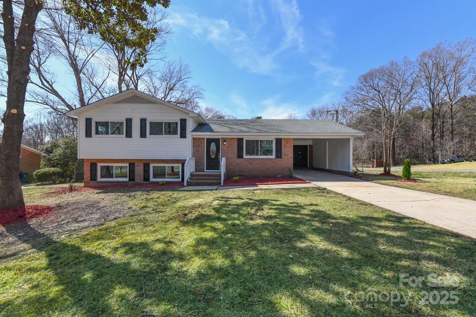4100 La Grange Drive Property Photo