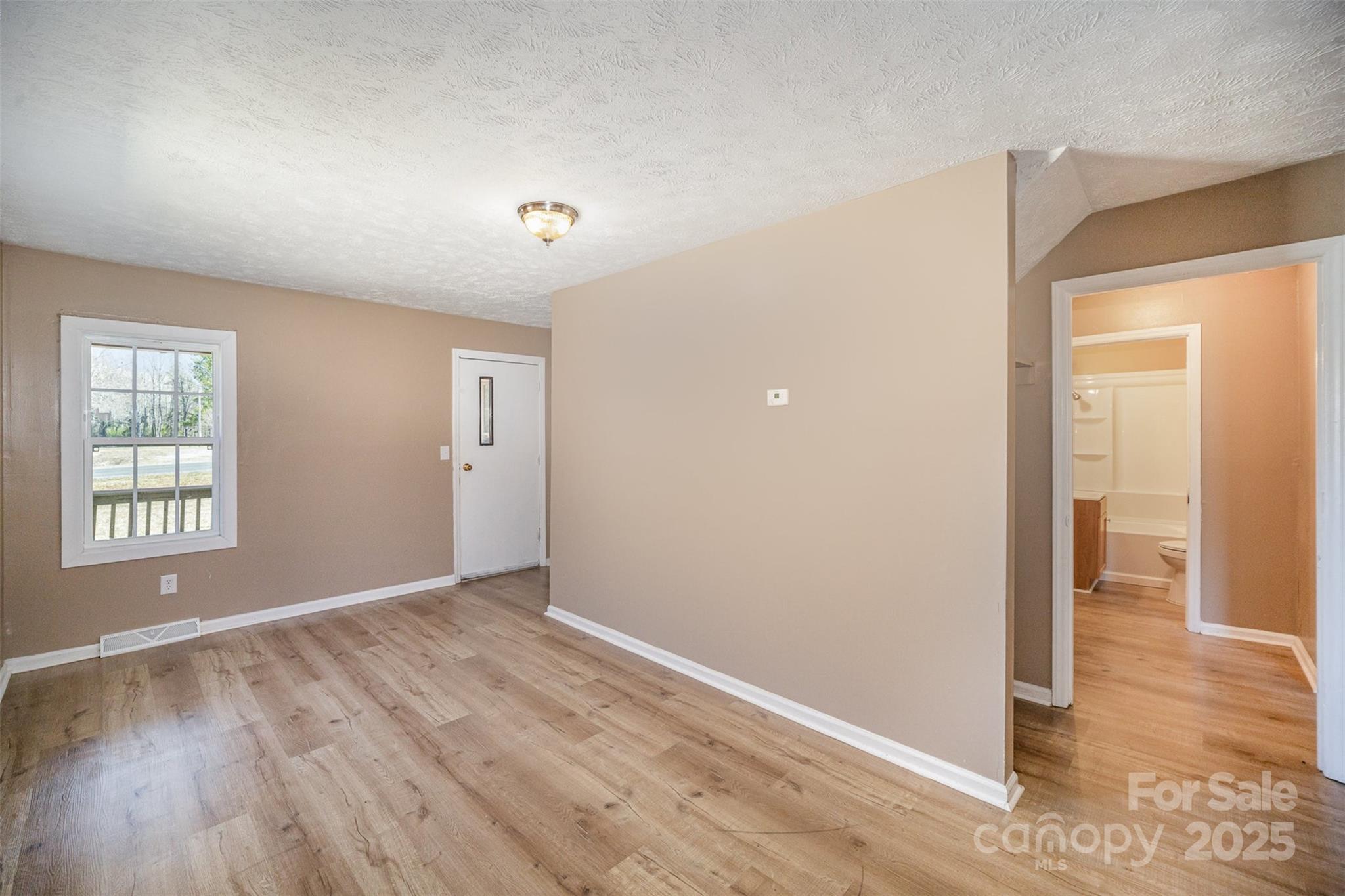 15 Gumtree Street Property Photo 4