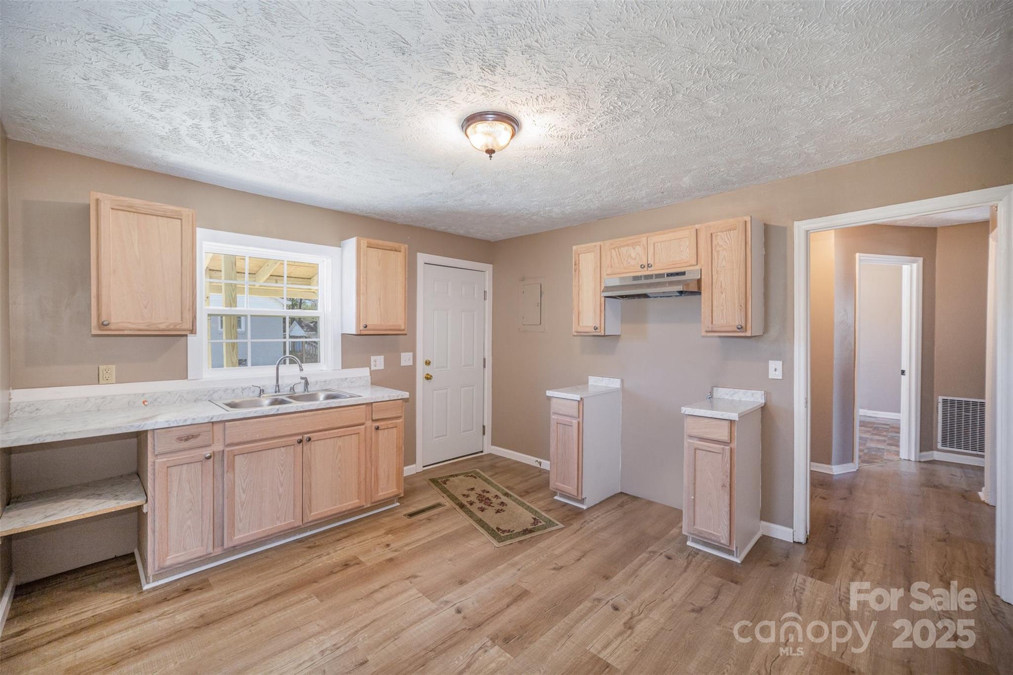 15 Gumtree Street Property Photo 7