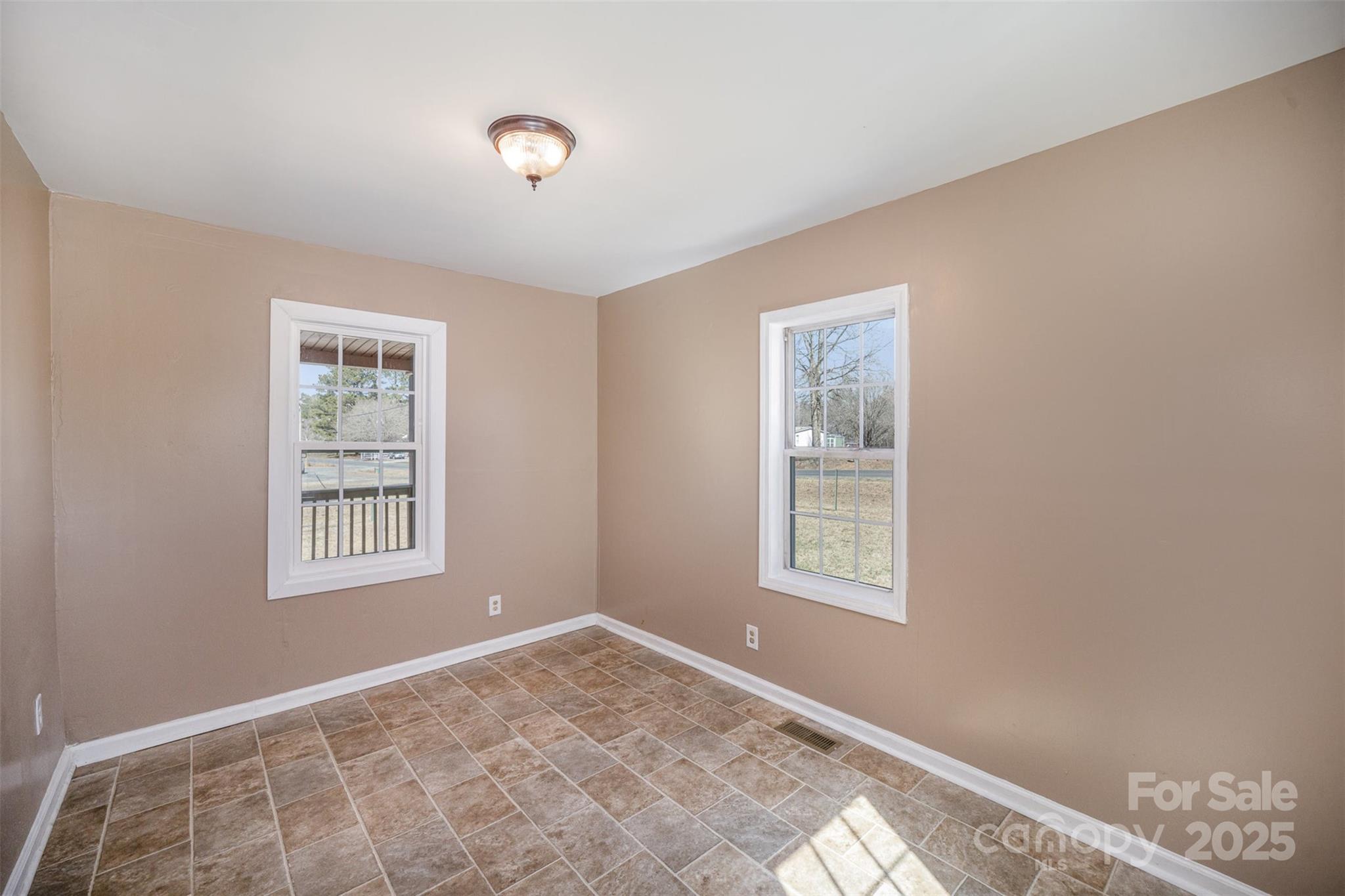 15 Gumtree Street Property Photo 10