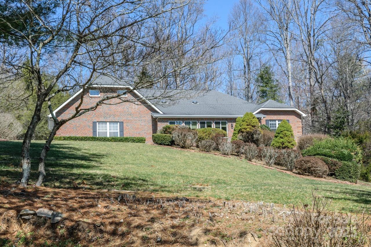 108 Sky View Lane Property Photo