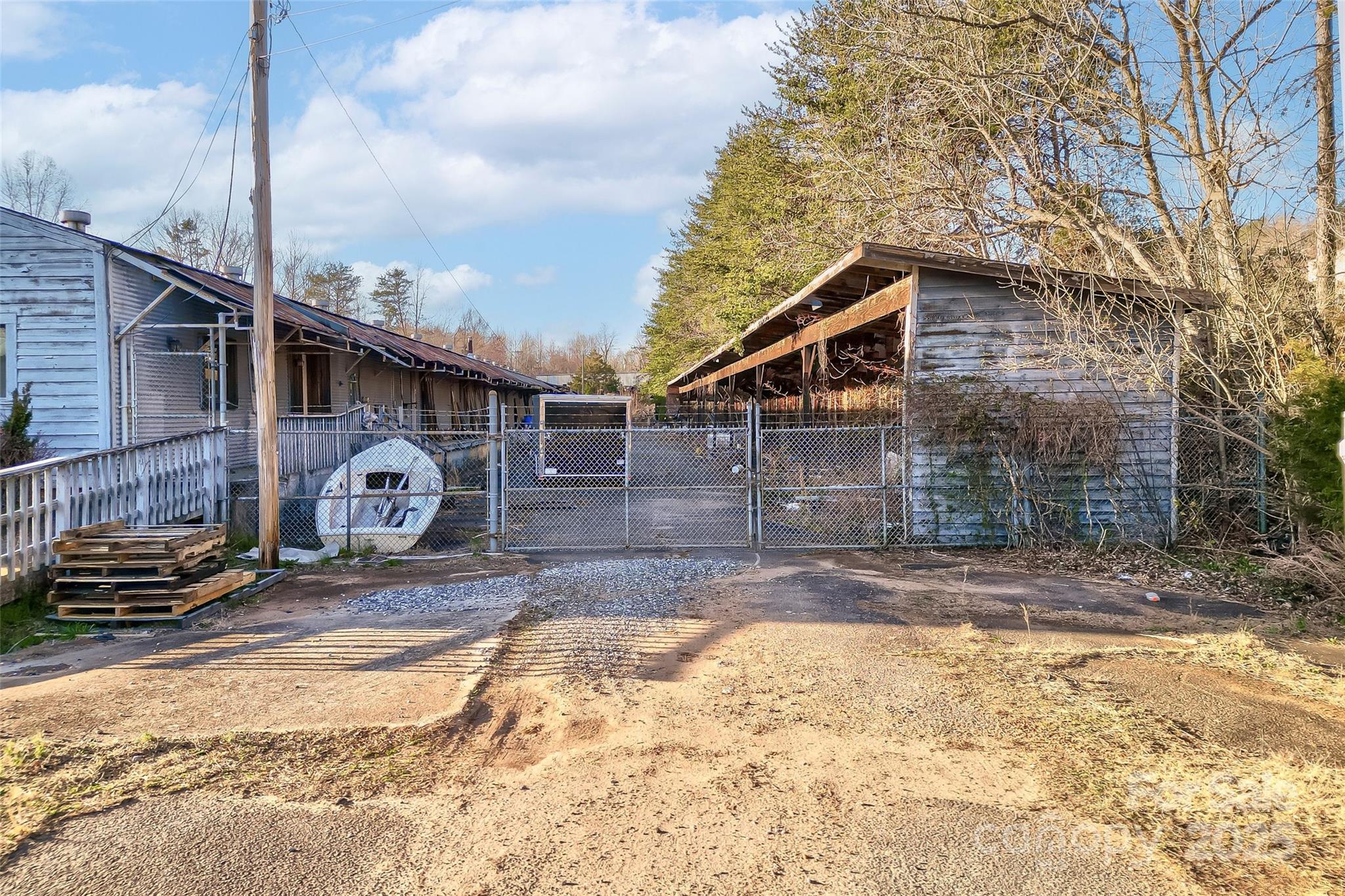 314 Burke Drive Property Photo 14