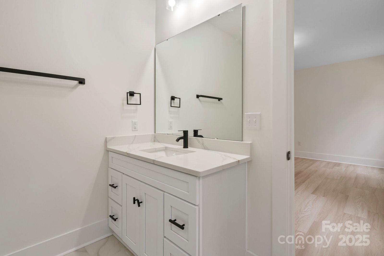 10405 Briarhurst Place 18 Property Photo 26