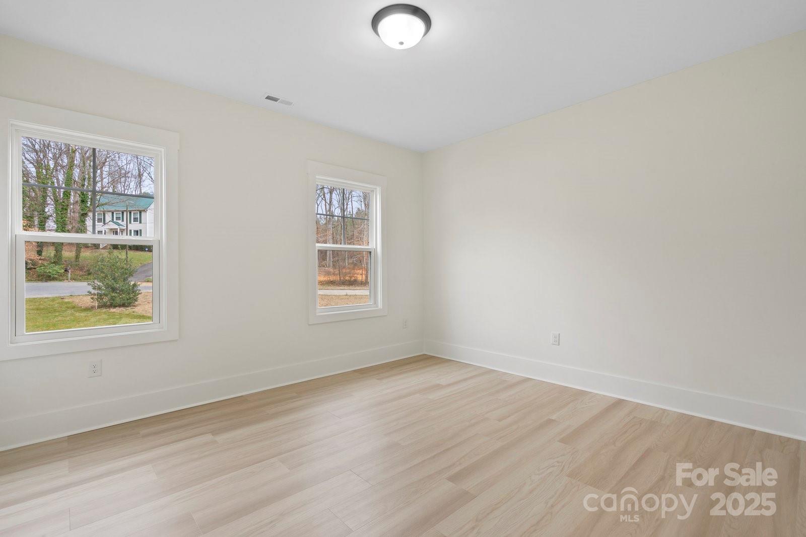 10405 Briarhurst Place 18 Property Photo 37