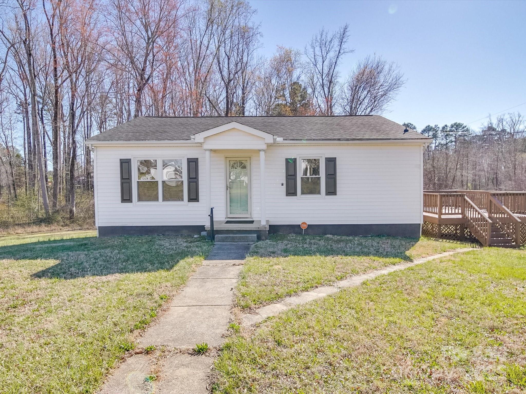 5985 Bertie Avenue Property Photo