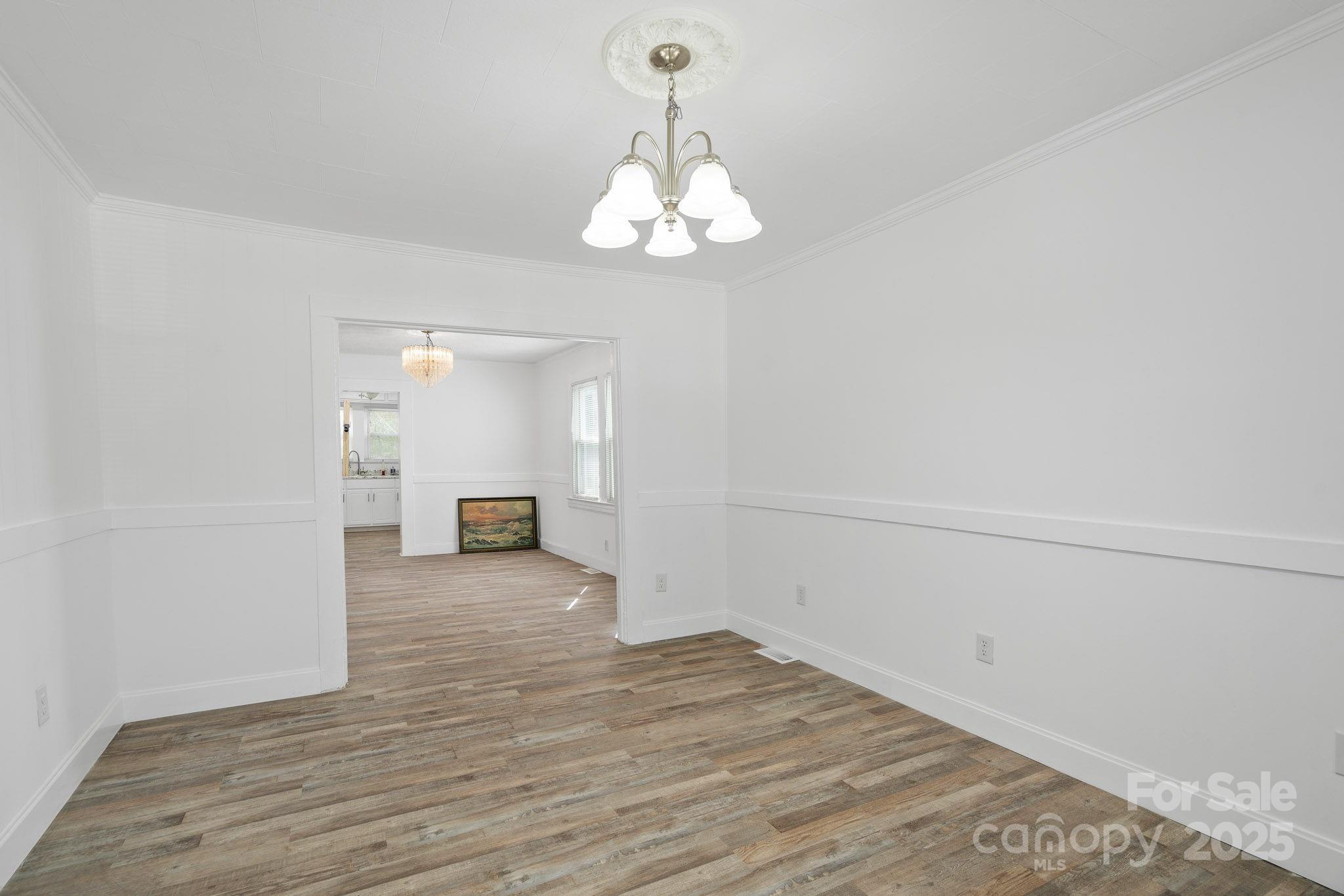 321 Coleman Avenue Property Photo 4