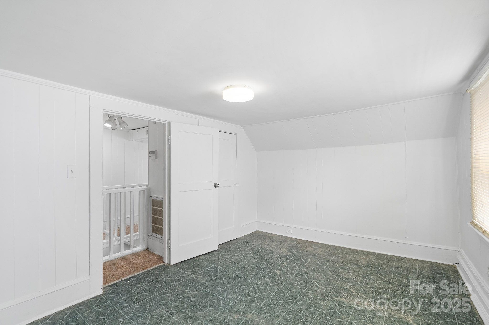 321 Coleman Avenue Property Photo 22