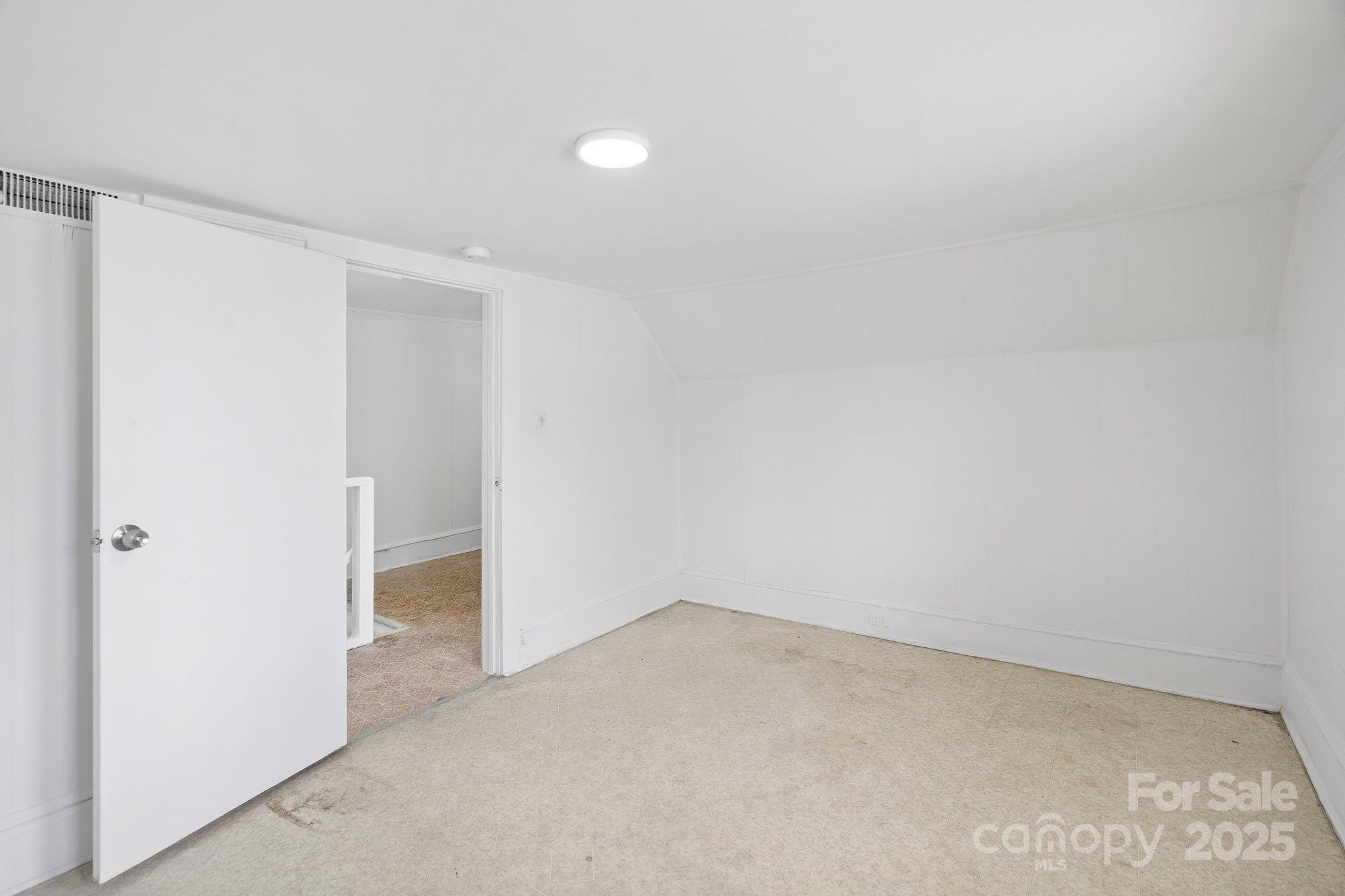 321 Coleman Avenue Property Photo 24